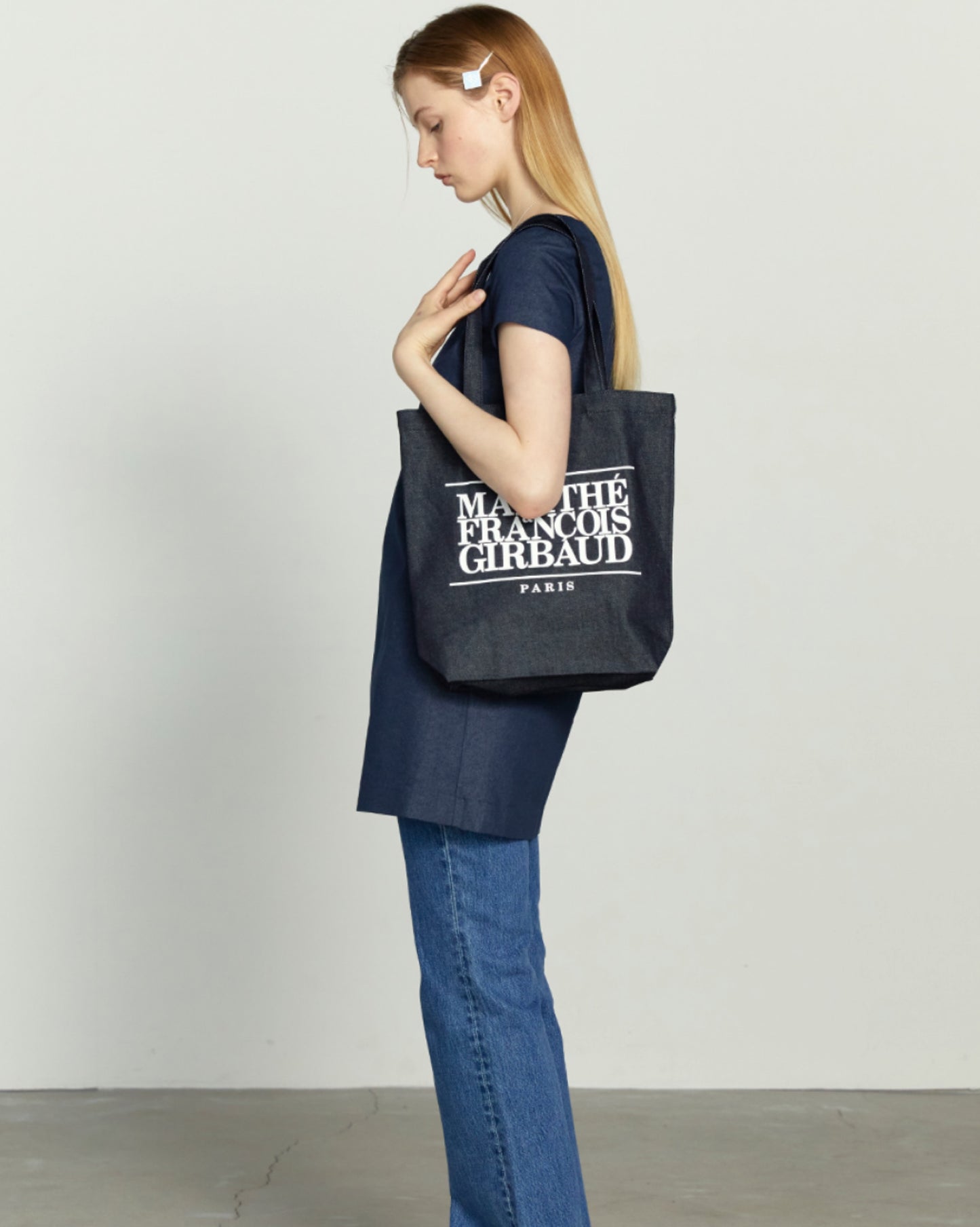 ๐ ๐ฎ๐ฟ๐ถ๐๐ต๐ฒ ๐๐น๐ฎ๐๐๐ถ๐ฐ ๐๐ผ๐ด๐ผ ๐๐ฐ๐ผ ๐๐ฎ๐ด