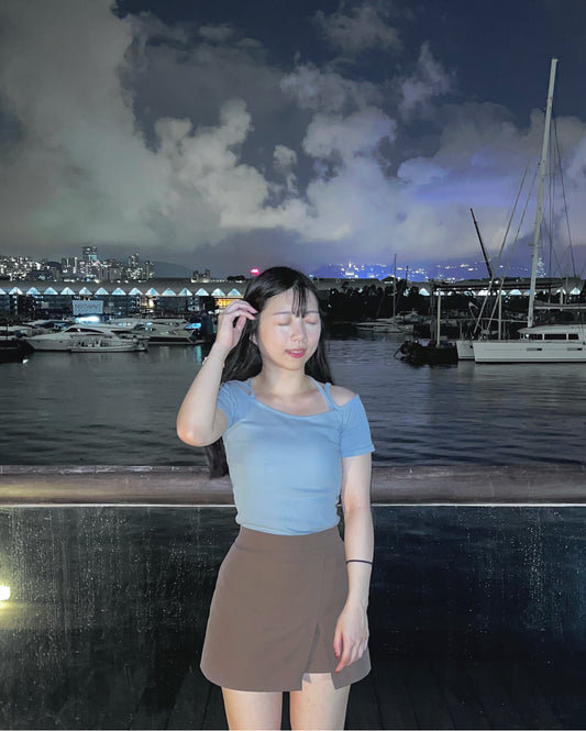 【𝗛𝗼𝘁 𝗜𝘁𝗲𝗺 | 小吊帶露肩+②種穿法.ᐟ.ᐟ】掛頸小露肩𝗧𝗼𝗽 (②種穿法)