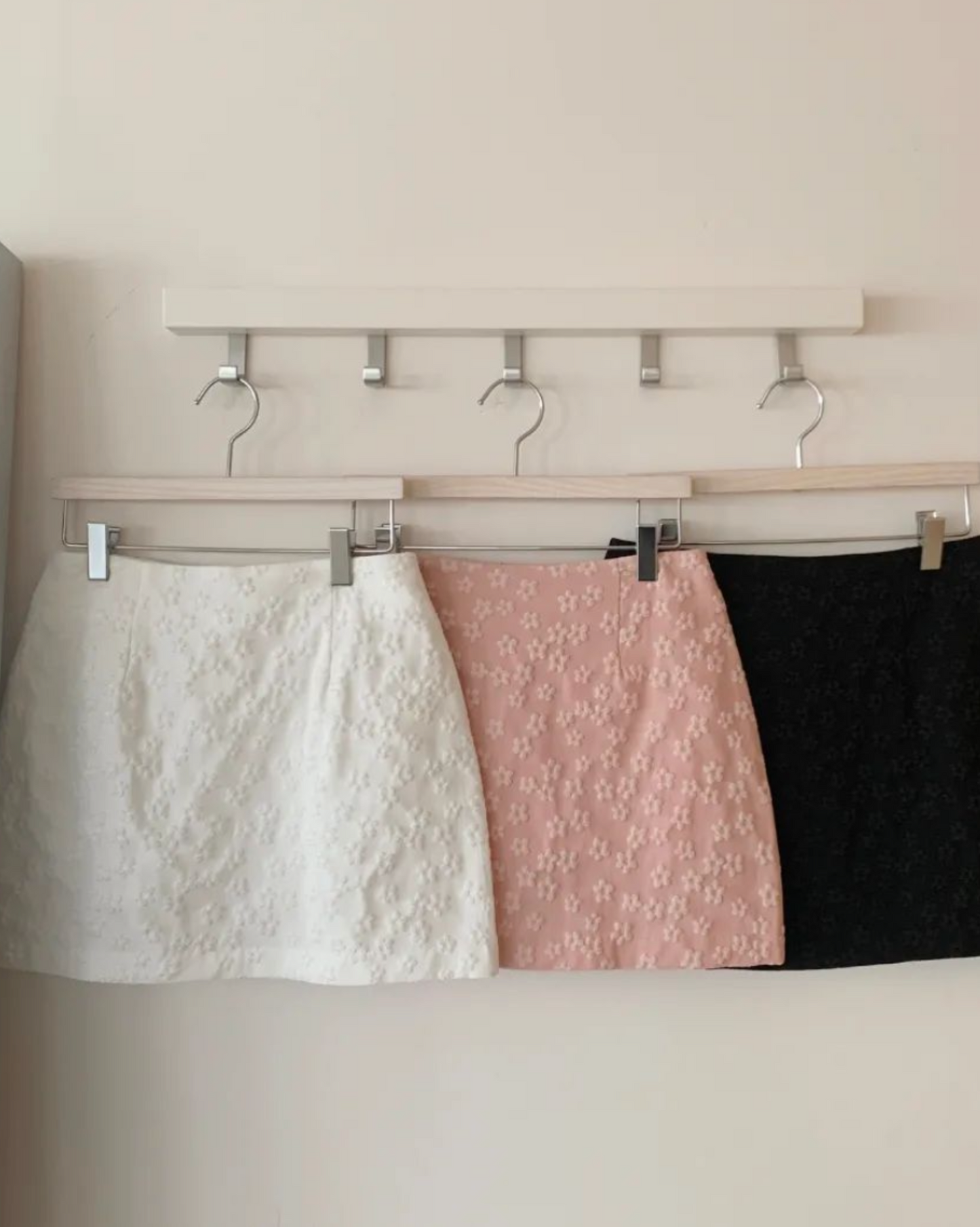 【❹季美美小皺菊款 | 分𝗦 𝗠 𝗦𝗶𝘇𝗲.ᐟ.ᐟ】皺菊紋裙仔