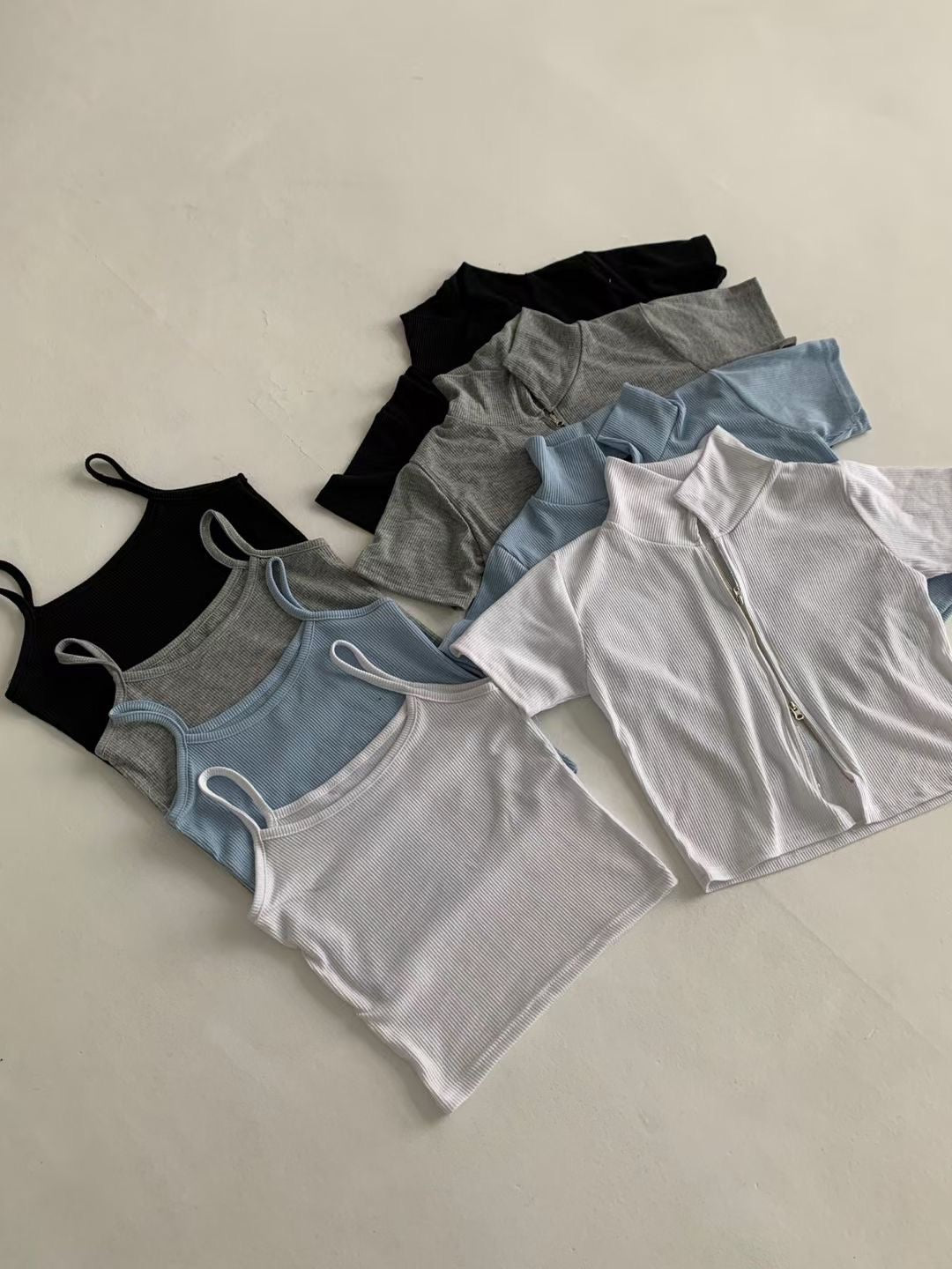 【三種著法ヽ(‘ ∇‘ )ノ雙拉鏈暗條紋收身✓✓ 早鳥 】𝗦𝘁𝗿𝗶𝗽𝗲𝗱 𝗭𝗶𝗽 𝗭𝗶𝗽 𝗧𝗼𝗽 𝗦𝗲𝘁