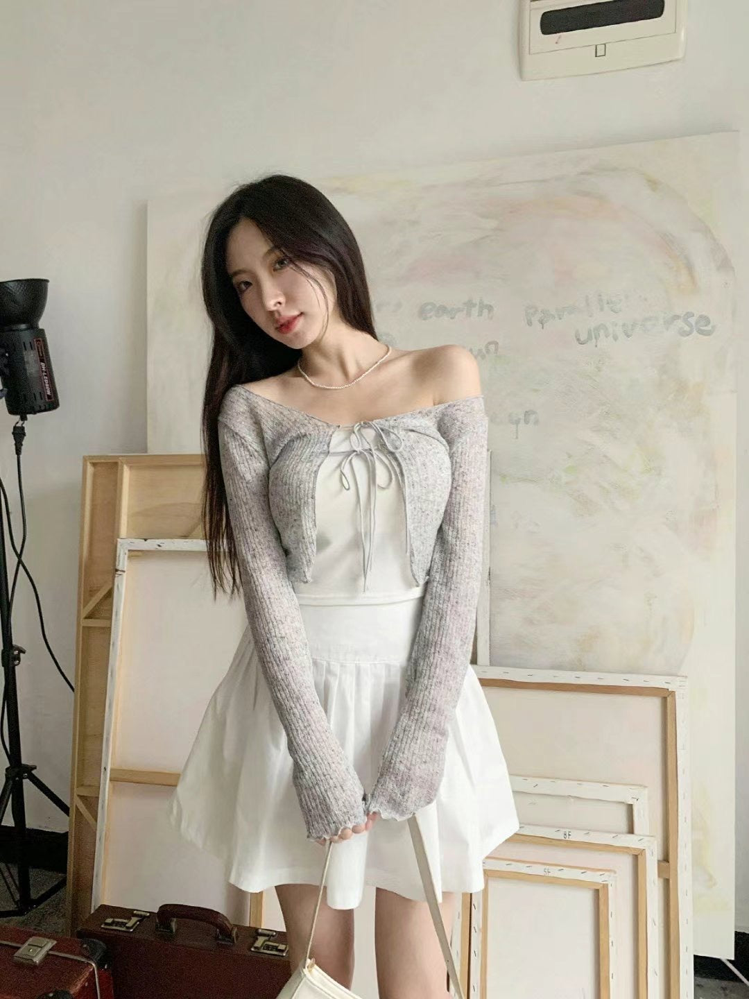 【≼‧₊˚♪ 𝄞₊˚⊹人氣第二版上架🧸長版輕盈 𝗥𝗜𝗕𝗕𝗢𝗡 𝗚𝗜𝗥𝗟🎀⋆】𝗣𝗿𝗲𝘁𝘁𝘆 𝗢𝗳𝗳-𝗦𝗵𝗼𝘂𝗹𝗱𝗲𝗿 𝗝𝗞(𝗩𝗲𝗿 𝟮.)