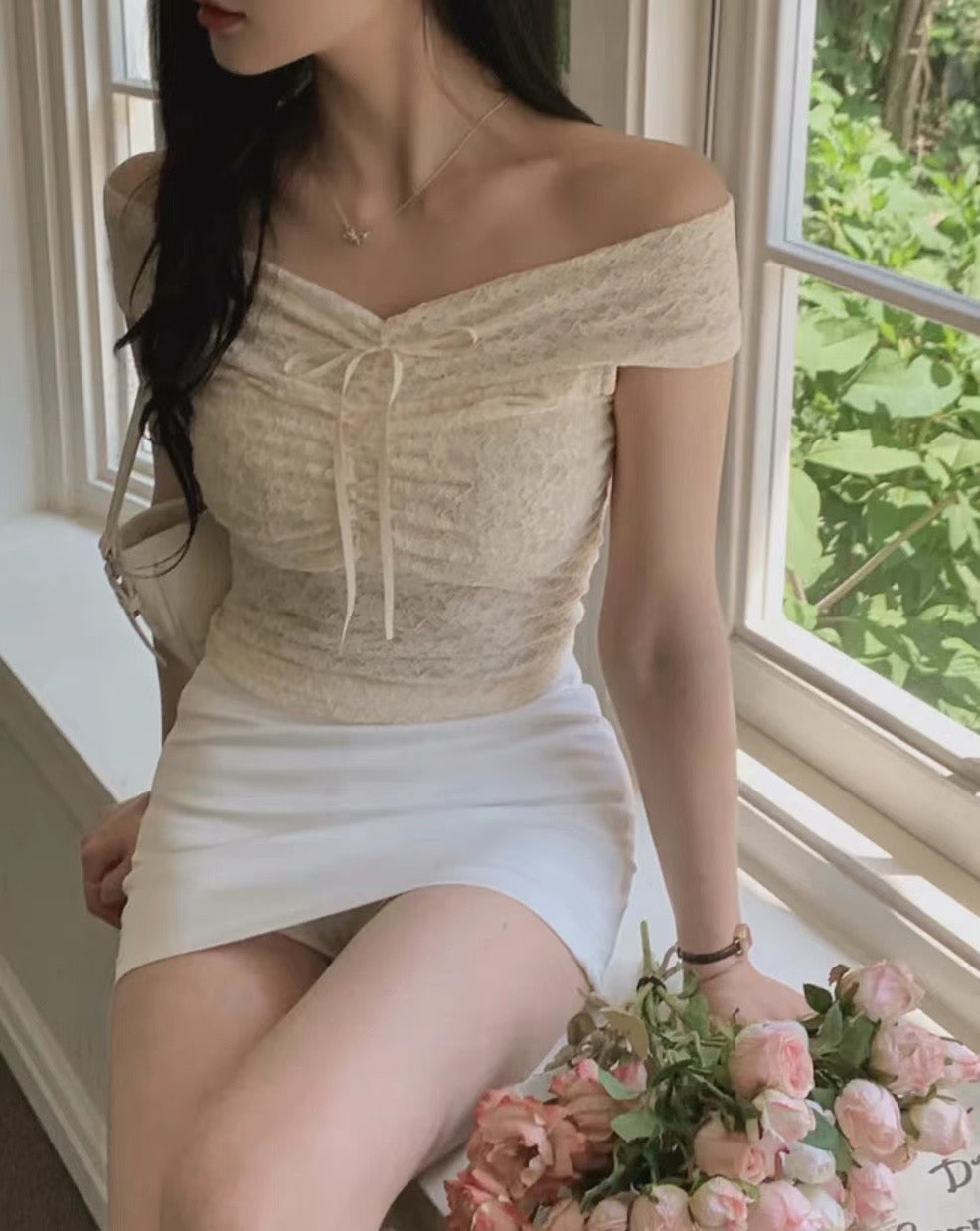 【早鳥!✩₊˚.⋆☾⋆⁺₊✧韓妹人人一件 超美做工蕾絲𝐁𝐋𝐎𝐔𝐒𝐄🧡】𝗧𝘄𝗼 𝗪𝗮𝘆 𝗕𝗮𝗻𝗴 𝗕𝗹𝗼𝘂𝘀𝗲 𝗧𝗼𝗽