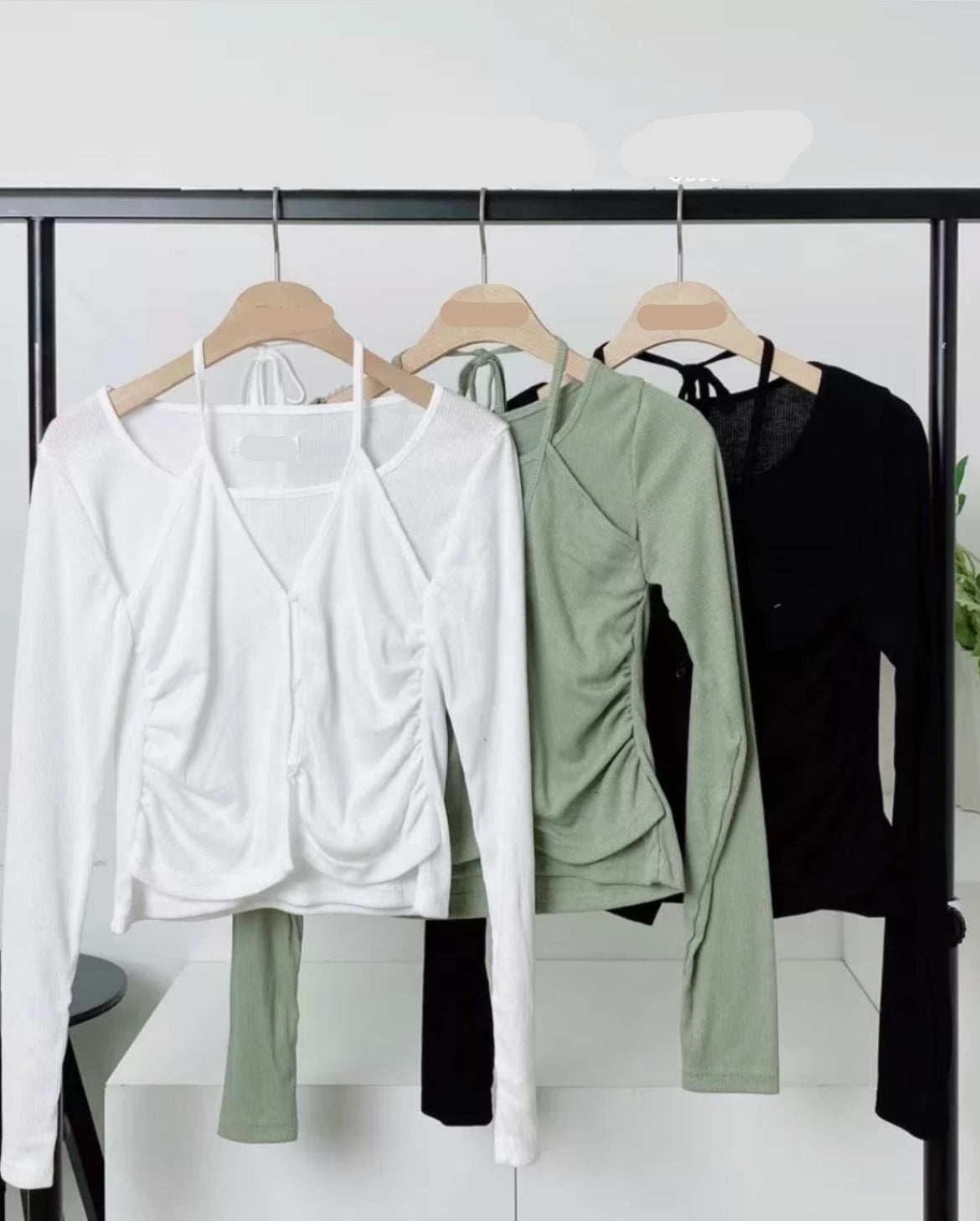 【早鳥價 | 爆鈕連裝.ᐟ.ᐟ】𝗩 𝗕𝘂𝘁𝘁𝗼𝗻 𝗧𝗼𝗽 (𝗟𝗼𝗻𝗴 𝗩𝗲𝗿)