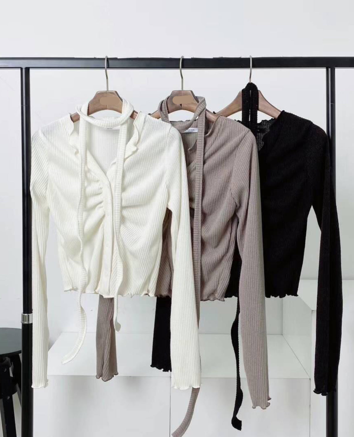 【捲捲邊~】小圍巾𝗧𝗼𝗽 𝗦𝗲𝘁