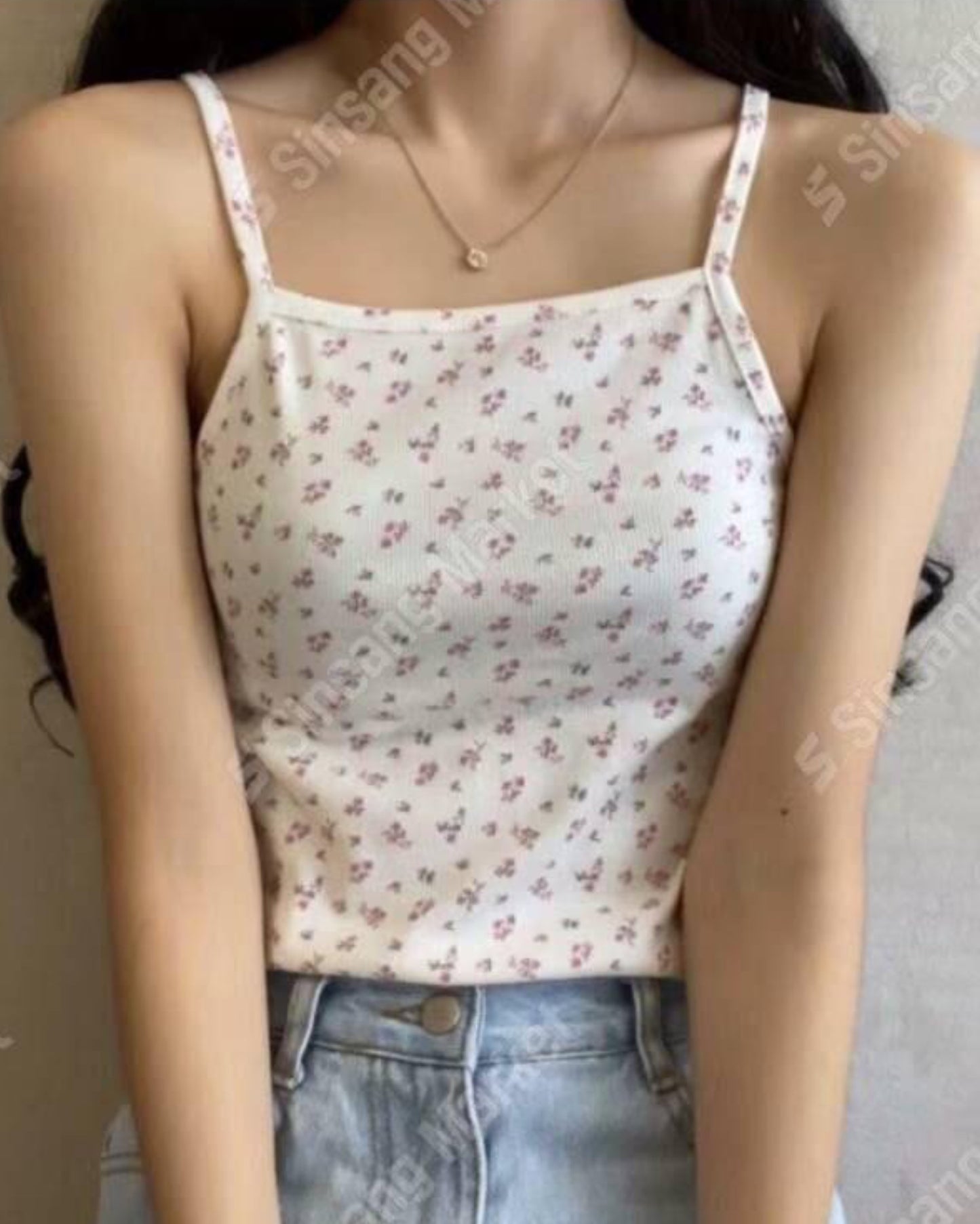 【小清新碎花紋.ᐟ.ᐟ | 𝗛𝗞𝗱 𝟭𝟬𝟵 區】小碎花背心