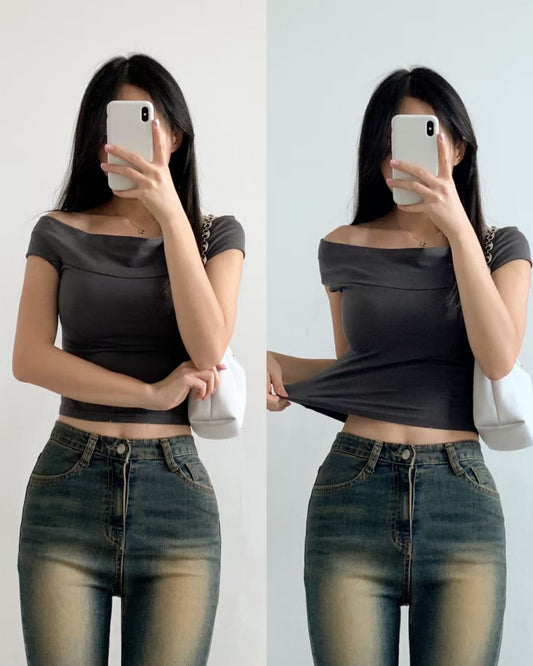 【 𝗦𝗔𝗟𝗘 ᥫ᭡ 𝟮 𝗪𝗔𝗬𝗦 𝗪𝗘𝗔𝗥𝗜𝗡𝗚ᥫ᭡ 成本價$𝟵𝟵】平口露肩上衣