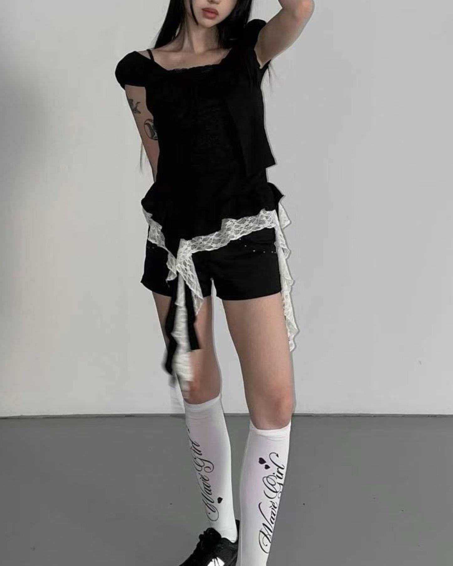 【型格假兩件𝗩𝗜𝗕𝗘 🧸 超人氣早鳥上架𓆩♡𓆪】𝗚𝗼𝗼𝗱 𝗚𝗶𝗿𝗹 𝗧𝗼𝗽 𝗦𝗲𝘁