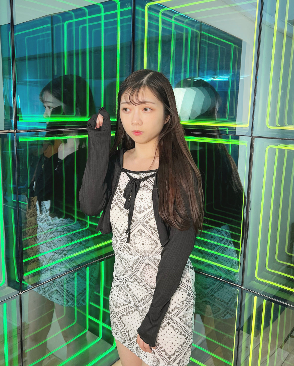 【約會推介.ᐟ.ᐟ】花紋𝗢𝗣𝗦 + 綁帶外套 𝗦𝗲𝘁