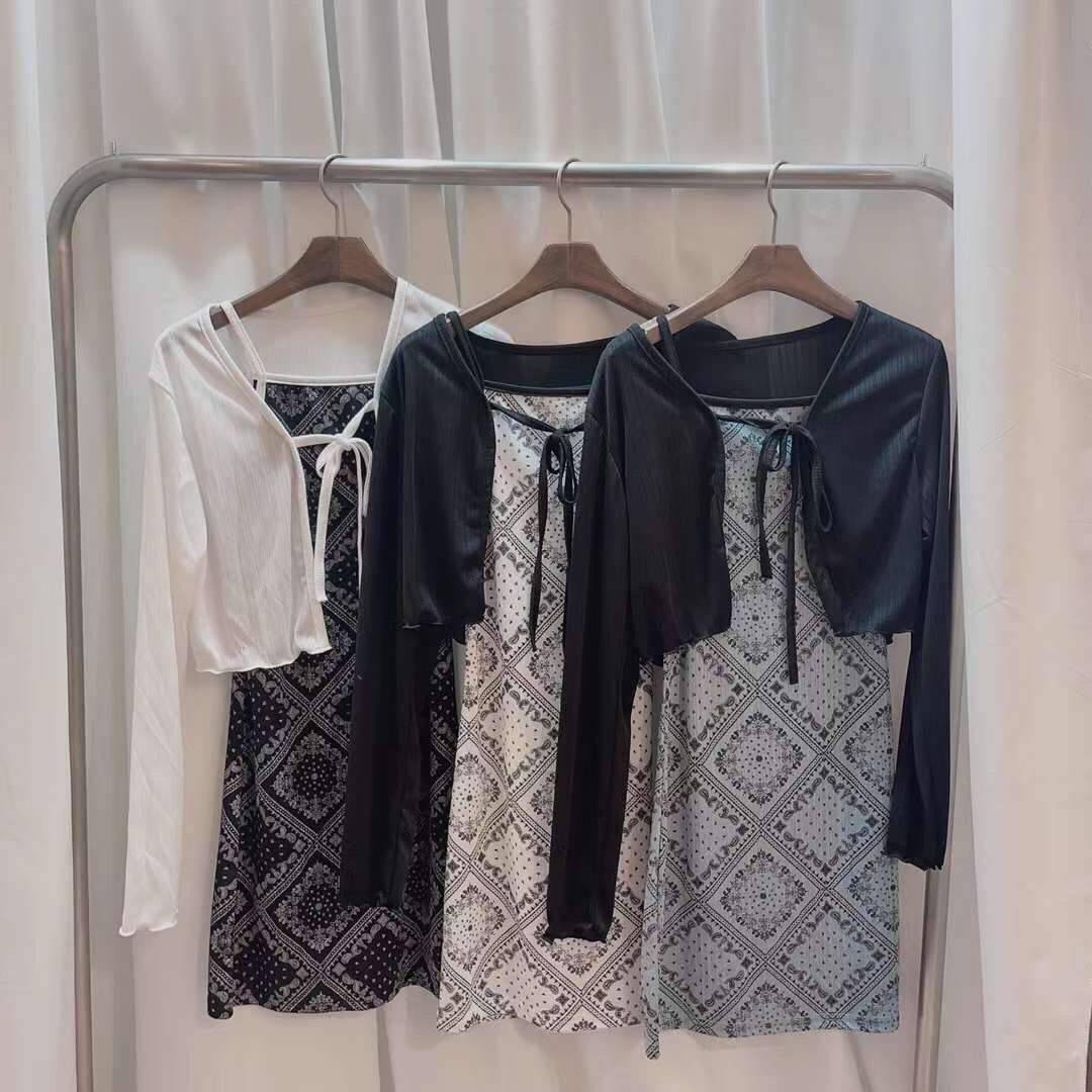 【約會推介.ᐟ.ᐟ】花紋𝗢𝗣𝗦 + 綁帶外套 𝗦𝗲𝘁