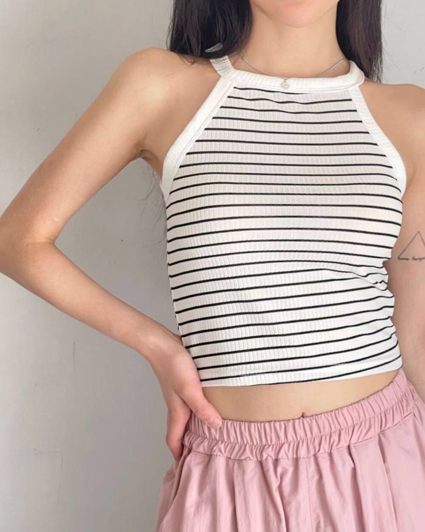 【 ₍ᐢ. .ᐢ₎ ₊˚⊹𝗛𝗼𝘁 𝗜𝘁𝗲𝗺~顯瘦間條 】𝗦𝘁𝗿𝗶𝗽𝗲𝗱 𝗩𝗲𝘀𝘁