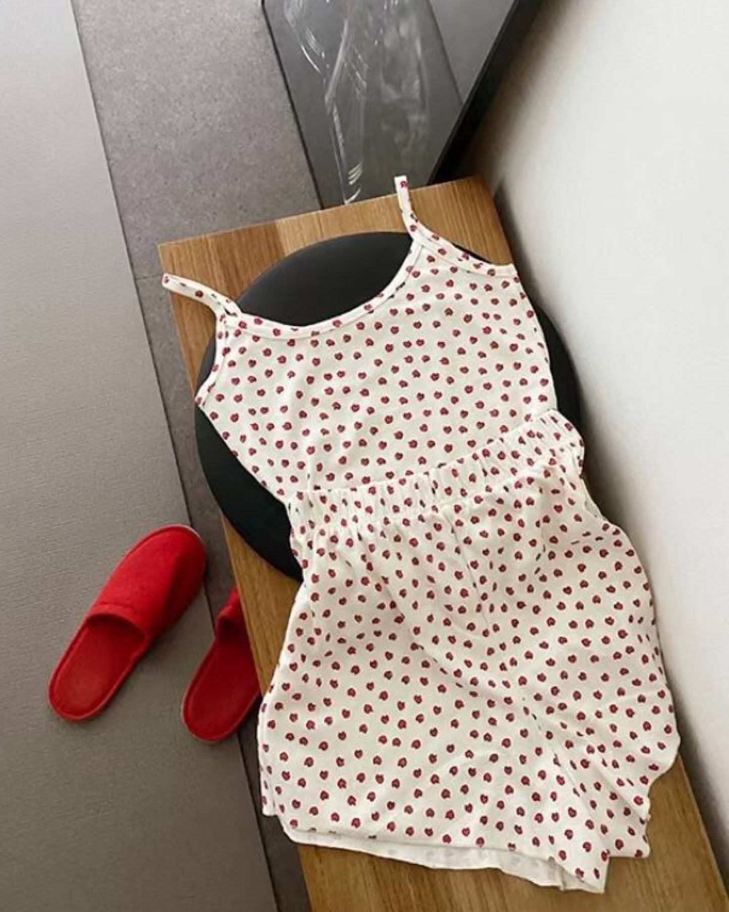 【睡衣系列.ᐟ.ᐟ】𝗔𝗽𝗽𝗹𝗲 𝗩𝗲𝘀𝘁 + 𝗣𝗮𝗻𝘁𝘀 𝗦𝗹𝗲𝗲𝗽𝘄𝗲𝗮𝗿