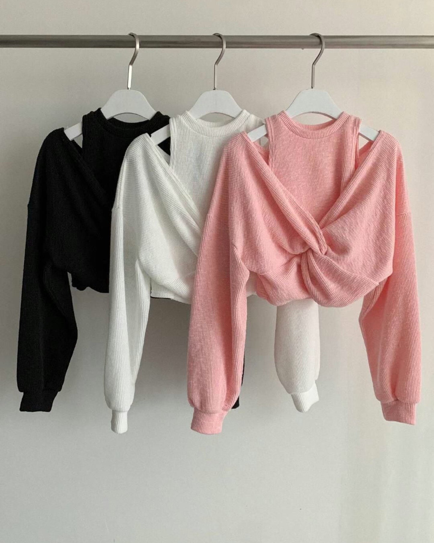 【早鳥價 | 超美蝴蝶結.ᐟ.ᐟ】𝗧𝘄𝗼-𝘄𝗮𝘆𝘀 𝗕𝘂𝘁𝘁𝗲𝘁𝗳𝗹𝘆 𝗧𝗼𝗽