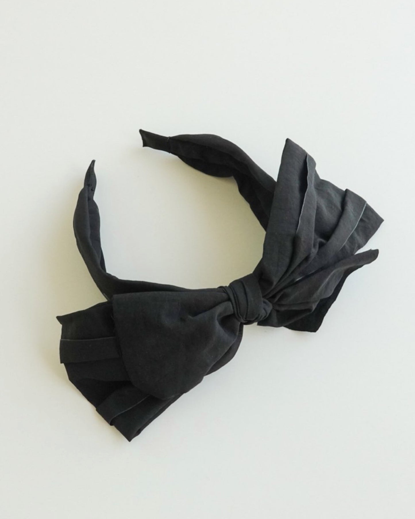 ๐๐ผ๐๐๐ถ๐ฒ ๐๐ฎ๐ถ๐ฟ ๐ฏ๐ฎ๐ป๐ฑโฅ