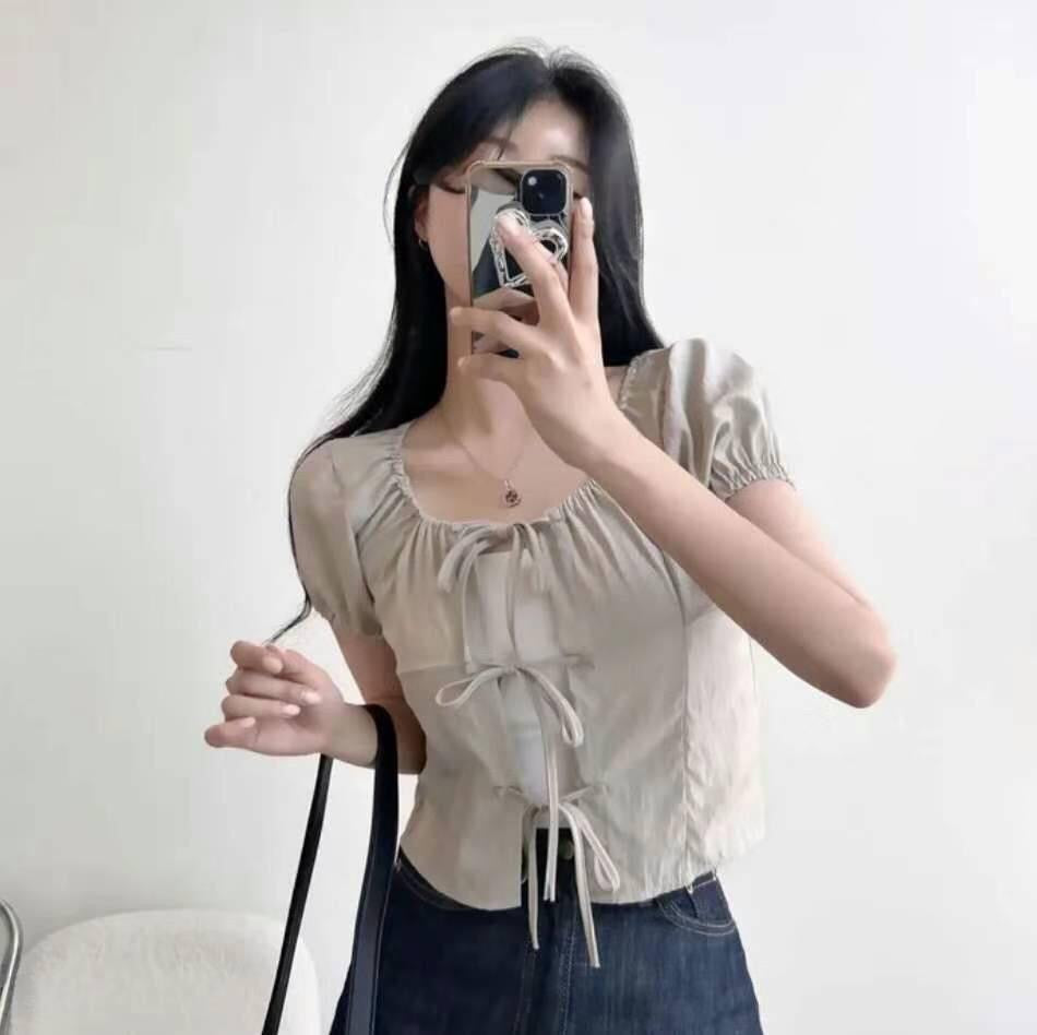 【„.-•~¹°”ˆ˜¨ 早鳥~ 三綁帶♡溫柔泡泡袖 🦢】𝗛𝗮𝗻𝗱𝗼𝘃𝗲𝗿 𝗕𝘂𝗯𝗯𝗹𝗲 𝗧𝗼𝗽