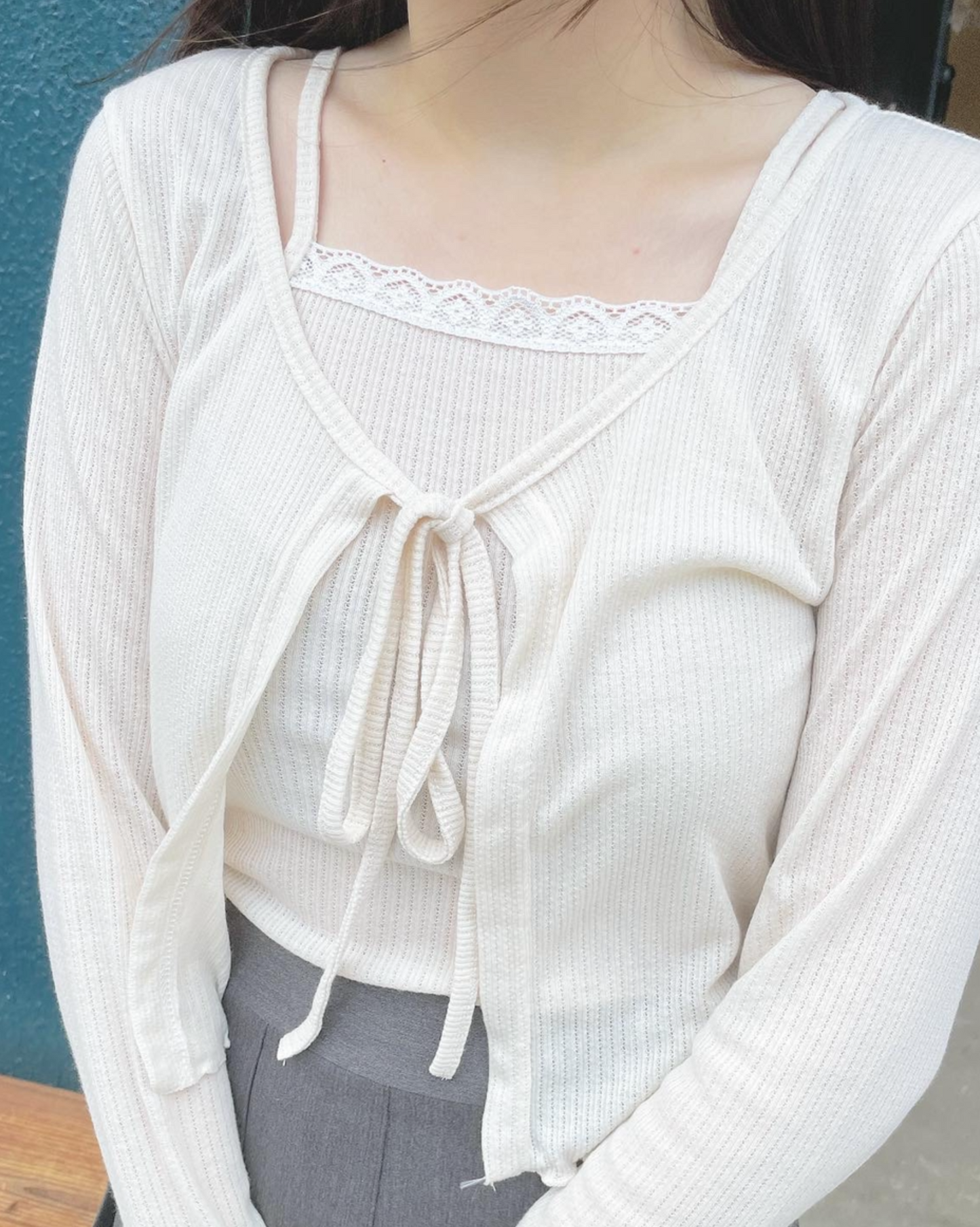 【 𝗖𝗼𝗺𝗲𝗯𝗮𝗰𝗸.ᐟ.ᐟ】𝗟𝗶𝘁𝘁𝗹𝗲 𝗟𝗮𝗰𝗲 綁帶式 𝗩𝗲𝘀𝘁 + 𝗖𝗮𝗿𝗱𝗶𝗴𝗮𝗻 𝗦𝗲𝘁