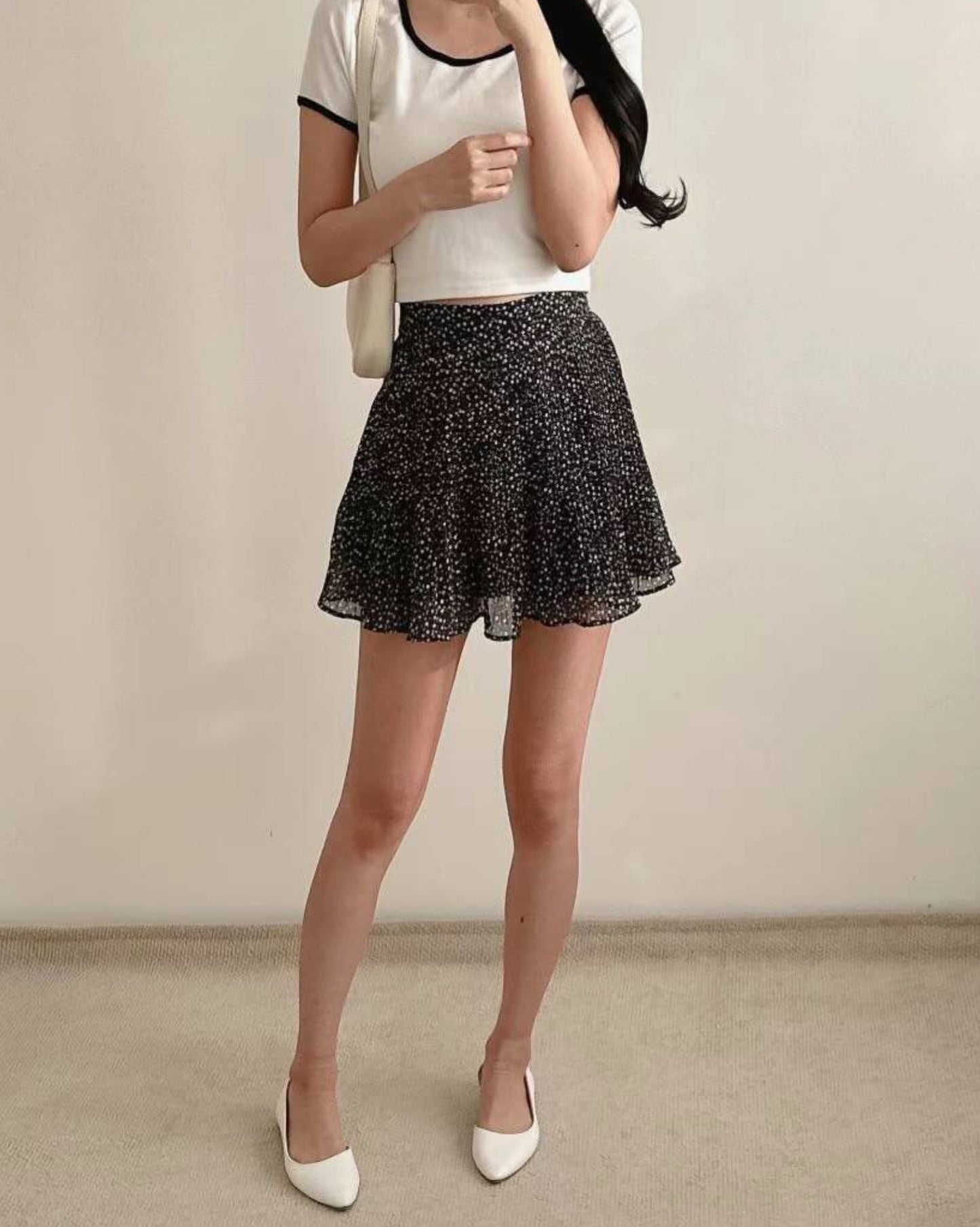 【٩(^ᗜ^ )و ´-高詢問度.ᐟ.彈力靚靚碎花～修𝗦𝗵𝗮𝗽𝗲～】小碎花百摺裙仔 (𝗩𝗲𝗿 𝟮.)