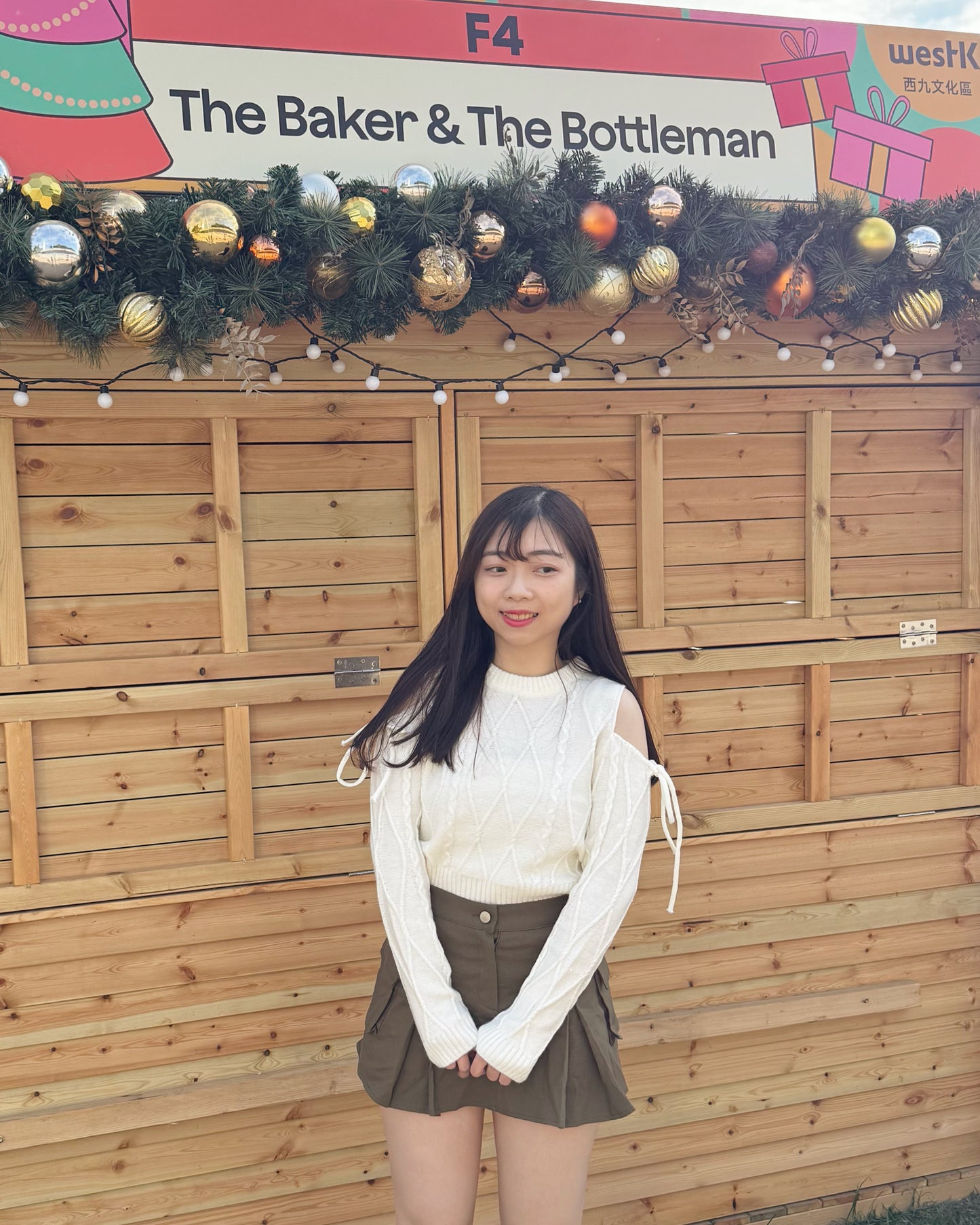 【紅白色必入 ！自動露肩蝴蝶結綁帶～不顯肥.ᐟ.ᐟ】𝗕𝘂𝘁𝘁𝗼𝗻 𝗖𝗿𝗼𝘀𝘀-𝗦𝗵𝗼𝘂𝗹𝗱𝗲𝗿 𝗧𝗼𝗽