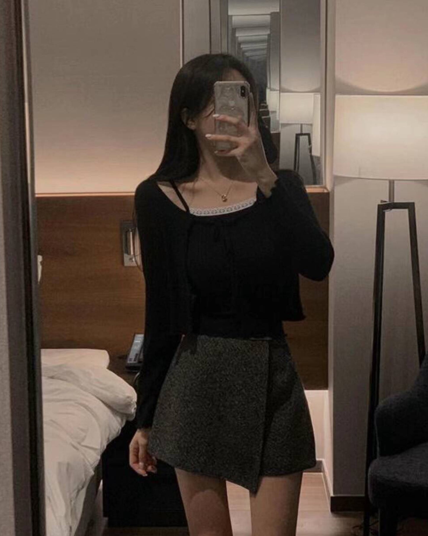 【 𝗖𝗼𝗺𝗲𝗯𝗮𝗰𝗸.ᐟ.ᐟ】𝗟𝗶𝘁𝘁𝗹𝗲 𝗟𝗮𝗰𝗲 綁帶式 𝗩𝗲𝘀𝘁 + 𝗖𝗮𝗿𝗱𝗶𝗴𝗮𝗻 𝗦𝗲𝘁