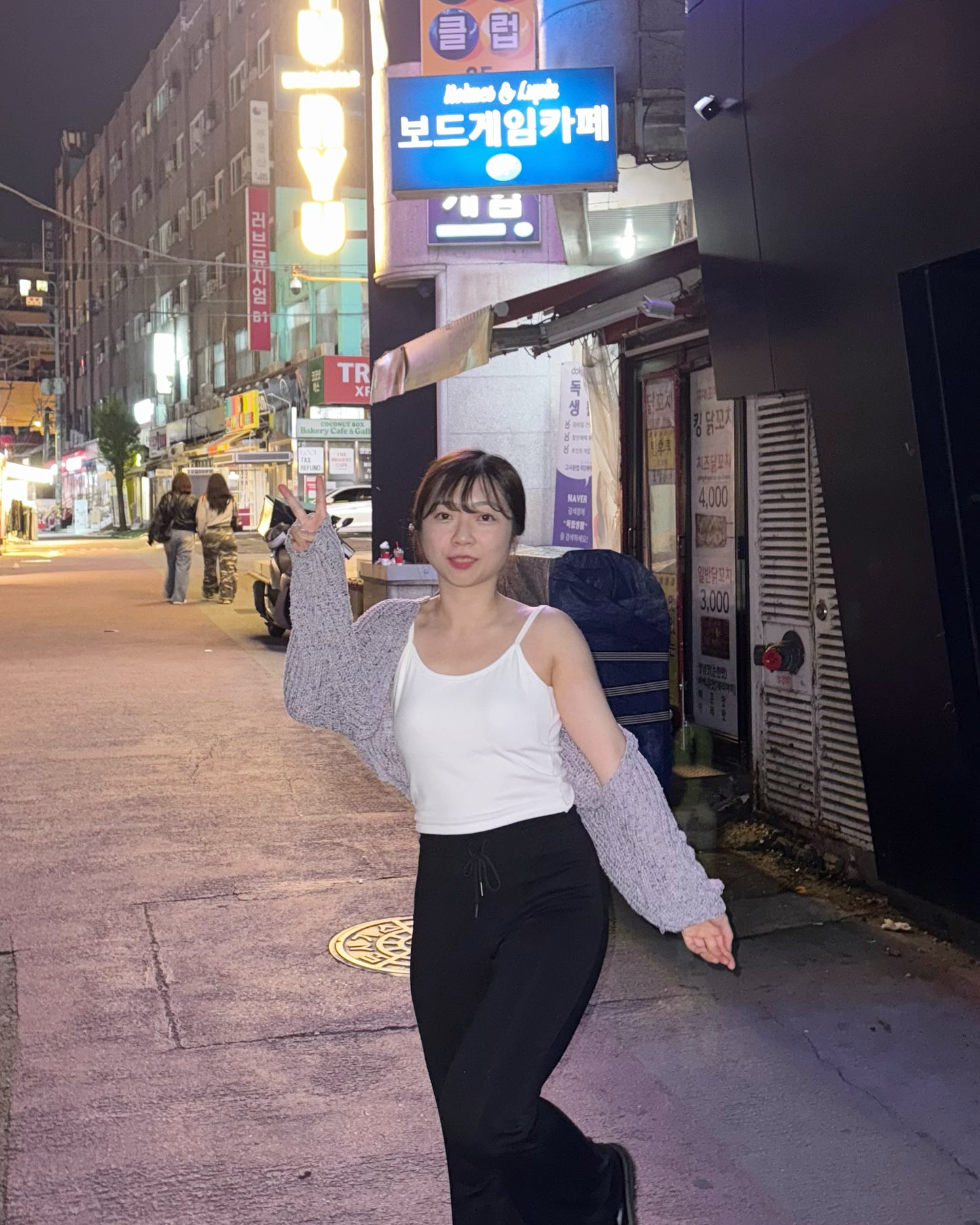 【⋆°🦢.⋆ᥫ᭡一定要入 ! 包覆感𝗨𝗣 鈕結兼露背🧈🧈包色不過份۶з】𝗕𝘂𝘁𝘁𝗲𝗿 𝗕𝗿𝗮 𝗧𝗼𝗽(連𝗣𝗔𝗗)