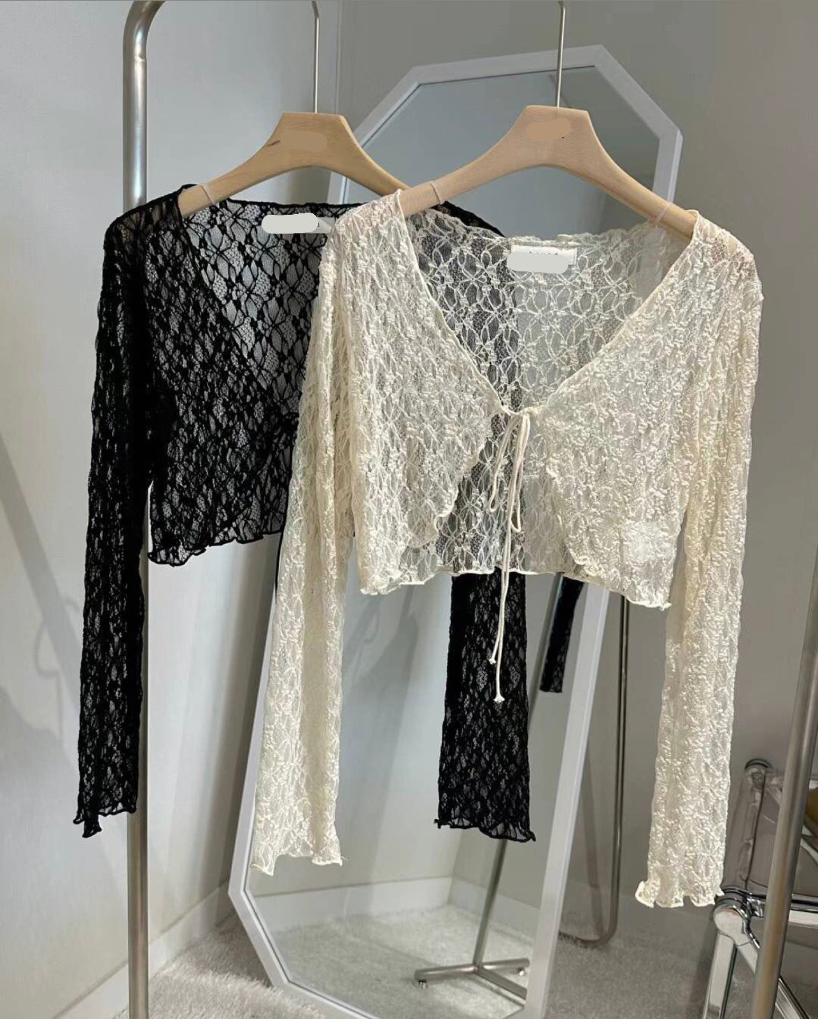 【𝗢𝗻𝗻𝗶 們必入ฅฅ 超強𝗟𝗮𝗰𝗲回歸 ⁽⁽٩(๑˃̶͈̀ ᗨ ˂̶͈́)۶⁾⁾ 】蕾絲小綁帶外套