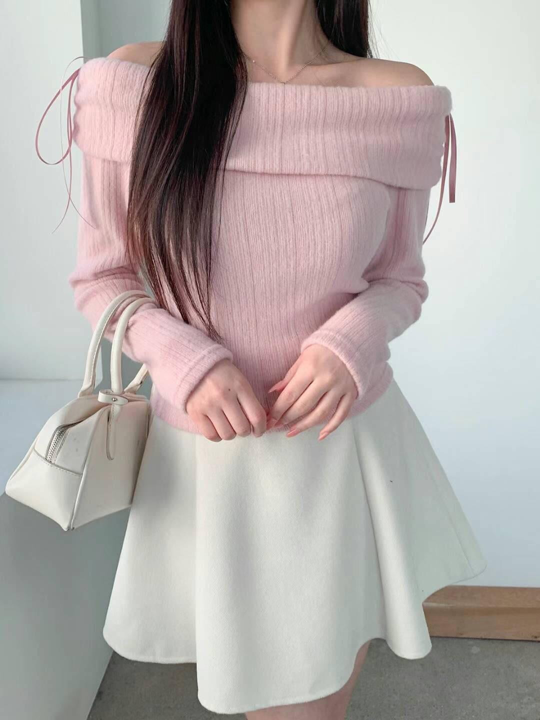 【 仙氣滿滿～蝴蝶結一字膊露肩🎀🎀】軟糯綁帶上衣