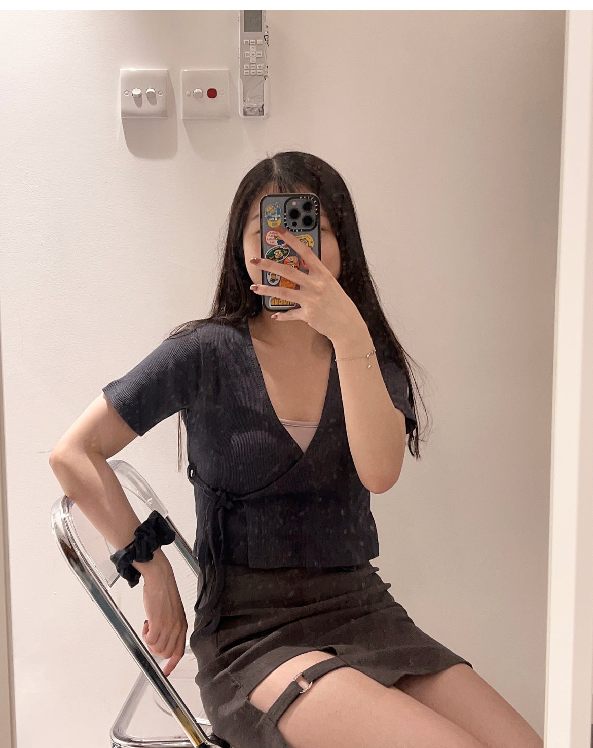 【₊˚.🎧 ✩｡超高腰超高質破洞裙 絨布質地``視覺反差 ☕ 🤎獨家回歸】𝗛-𝗹𝗶𝗻𝗲 破洞扣扣裙