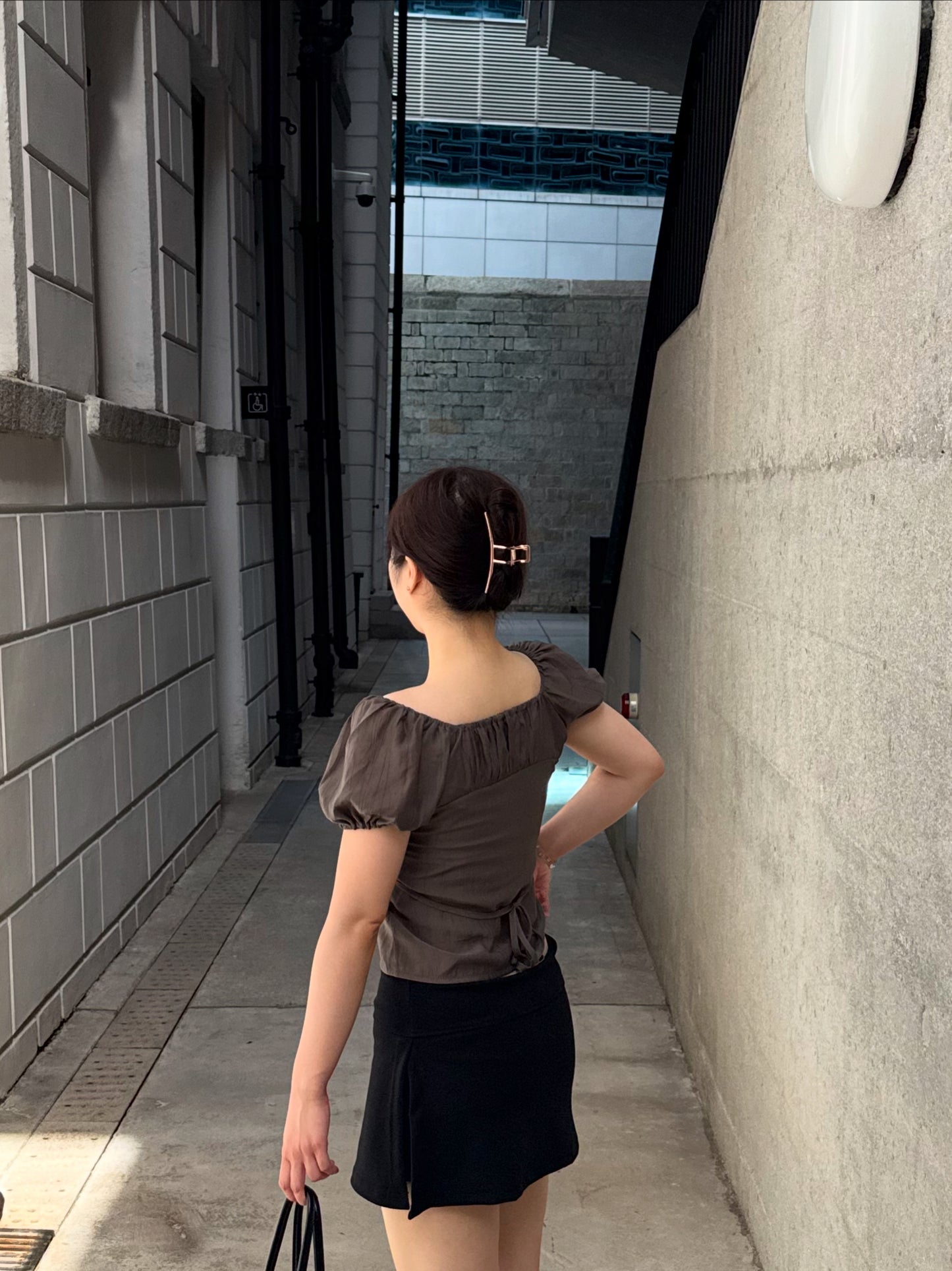 【ㅤᵕ̈ㅤᵕ̈ 𝟮 𝗪𝗮𝘆𝘀 露肩⋆˚࿔𝜗 後綁帶超收腰 ！！微開叉𝗢𝗻𝗻𝗶 𝗧𝘆𝗽𝗲 荷葉邊🍀】 𝟮 𝗪𝗮𝘆𝘀 𝗕𝗹𝗮𝘇𝗲𝗿 𝗕𝗹𝗼𝘂𝘀𝗲