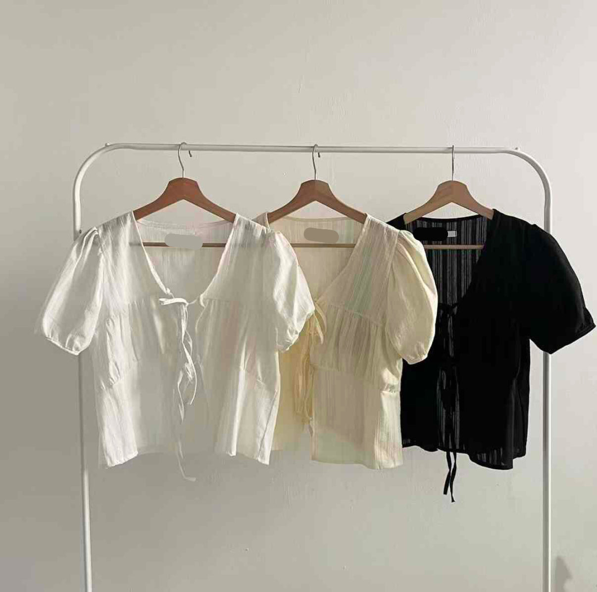 【༘˚⋆𐙚｡⋆𖦹.˚中長版溫柔外搭 💌 𝗩領綁帶 早鳥 】𝗦𝗸𝘆 𝗠𝗲 𝗧𝗼𝗽