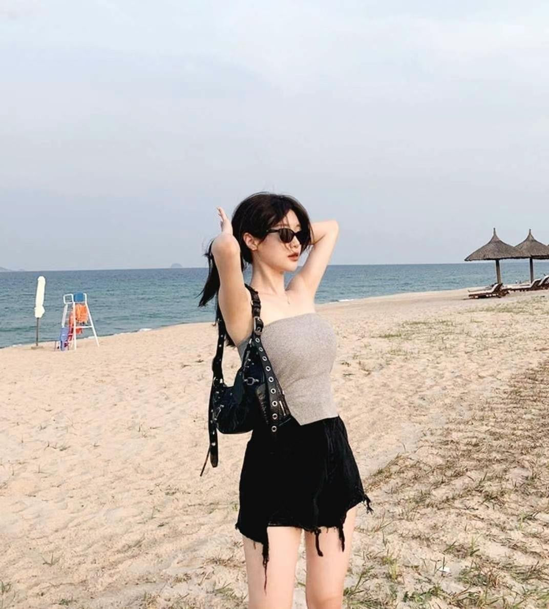 【˗🎧ྀི♪⋆.有𝗣𝘂𝘀𝗵 𝗨𝗽 效果💛💛 長版𝗧 𝗦𝗵𝗮𝗽𝗲 修腰】𝗪𝗮𝗶𝘀𝘁 𝗨𝗽 𝗧𝘂𝗯𝗲 𝗧𝗼𝗽 (連𝗣𝗔𝗗)