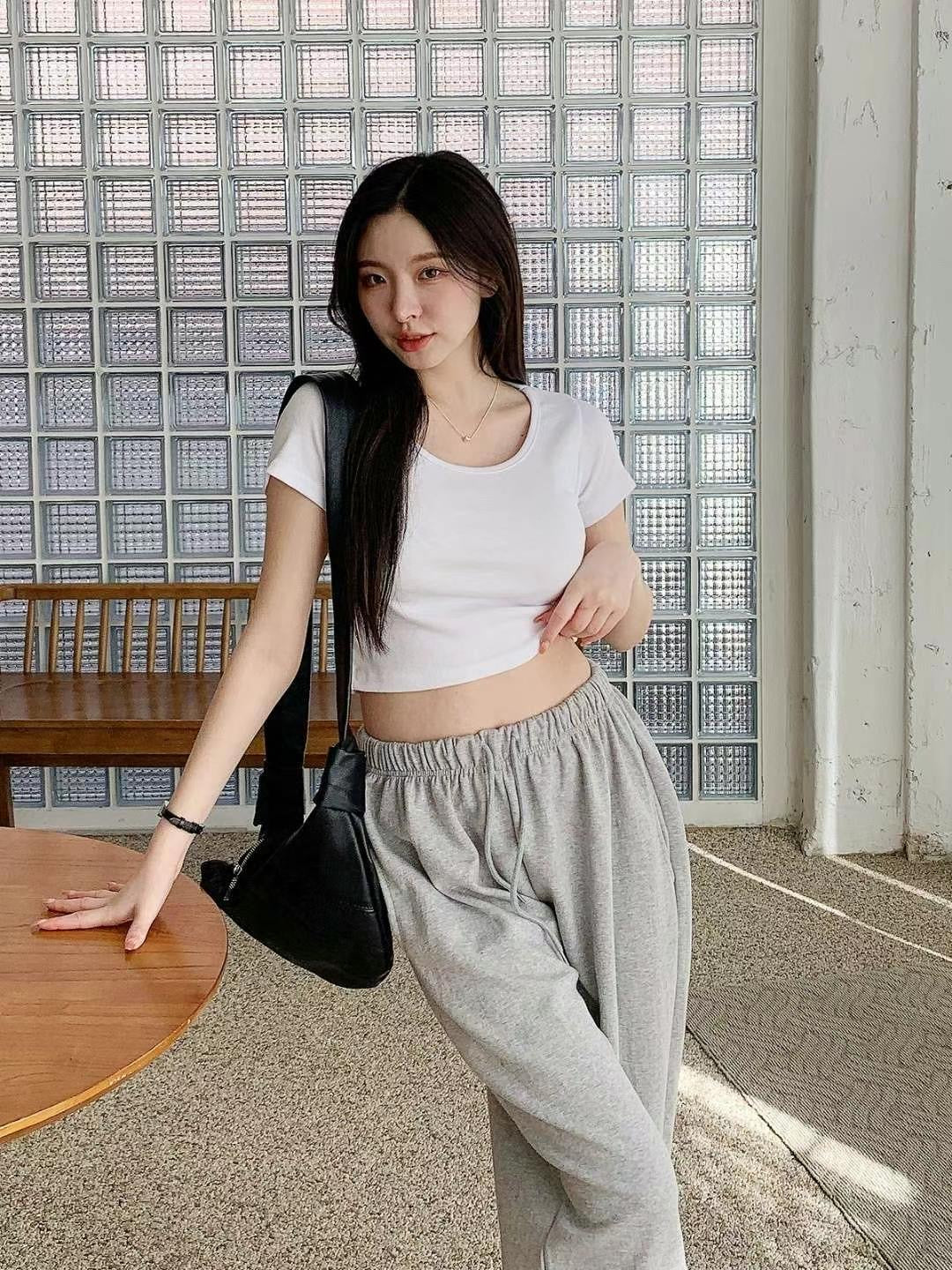 【 ౨౨ ৎৎ𝗛𝗞𝗱 𝟵𝟵 ﻿| 日常簡約】𝗥𝗼𝘂𝗻𝗱 𝗖𝗿𝗼𝗽