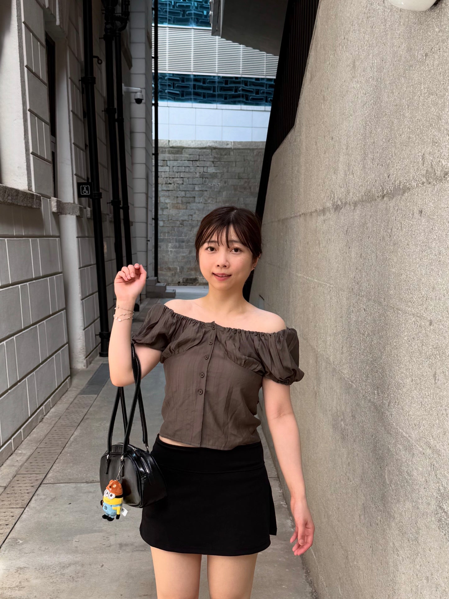 【ㅤᵕ̈ㅤᵕ̈ 𝟮 𝗪𝗮𝘆𝘀 露肩⋆˚࿔𝜗 後綁帶超收腰 ！！微開叉𝗢𝗻𝗻𝗶 𝗧𝘆𝗽𝗲 荷葉邊🍀】 𝟮 𝗪𝗮𝘆𝘀 𝗕𝗹𝗮𝘇𝗲𝗿 𝗕𝗹𝗼𝘂𝘀𝗲