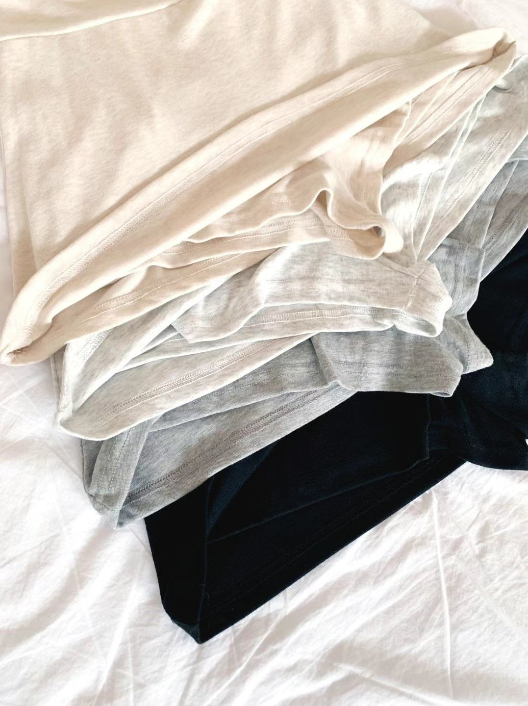 【高腰～超美傘型～𝗢𝗮𝘁𝗺𝗶𝗹𝗸色推🥛🌾日常裙褲 ദ്ദി ˉ͈̀꒳ˉ͈́ )✧早鳥】𝗣𝗹𝗮𝗶𝗻 𝗜𝗰𝘆 𝗦𝗸𝗶𝗿𝘁 (連褲子)