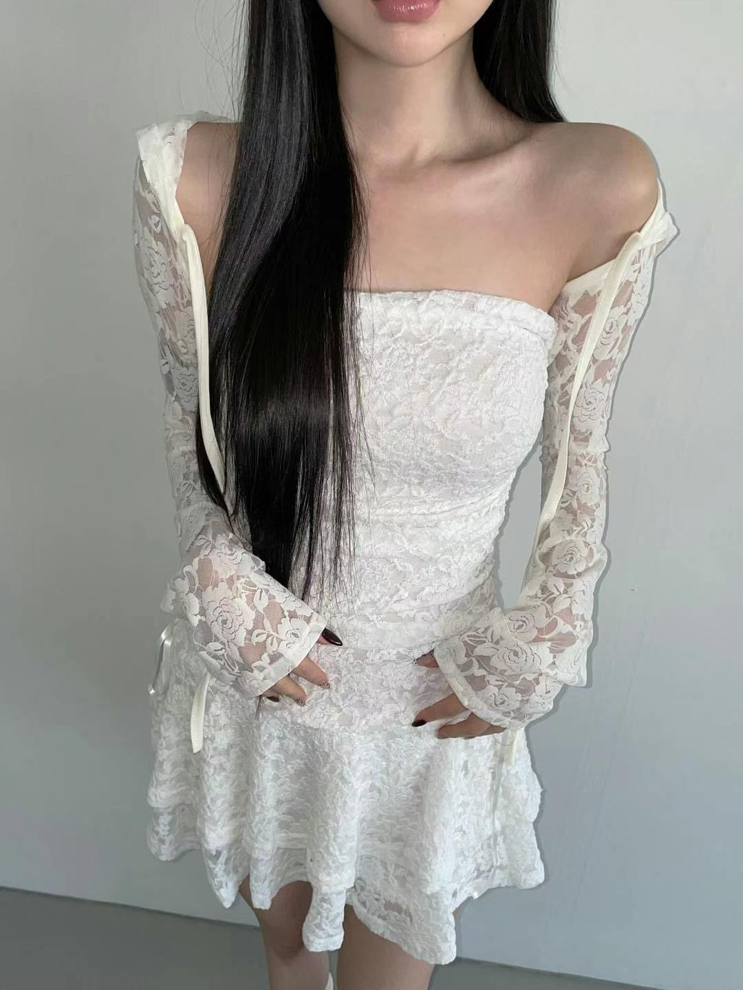 【早鳥～美美花刺繡 🌷高包覆感  ! 傘型皺摺𝗟𝗔𝗬𝗘𝗥 !】𝗙𝗿𝗲𝗻𝗰𝗵 𝗚𝗶𝗿𝗹 𝗢𝗣𝗦