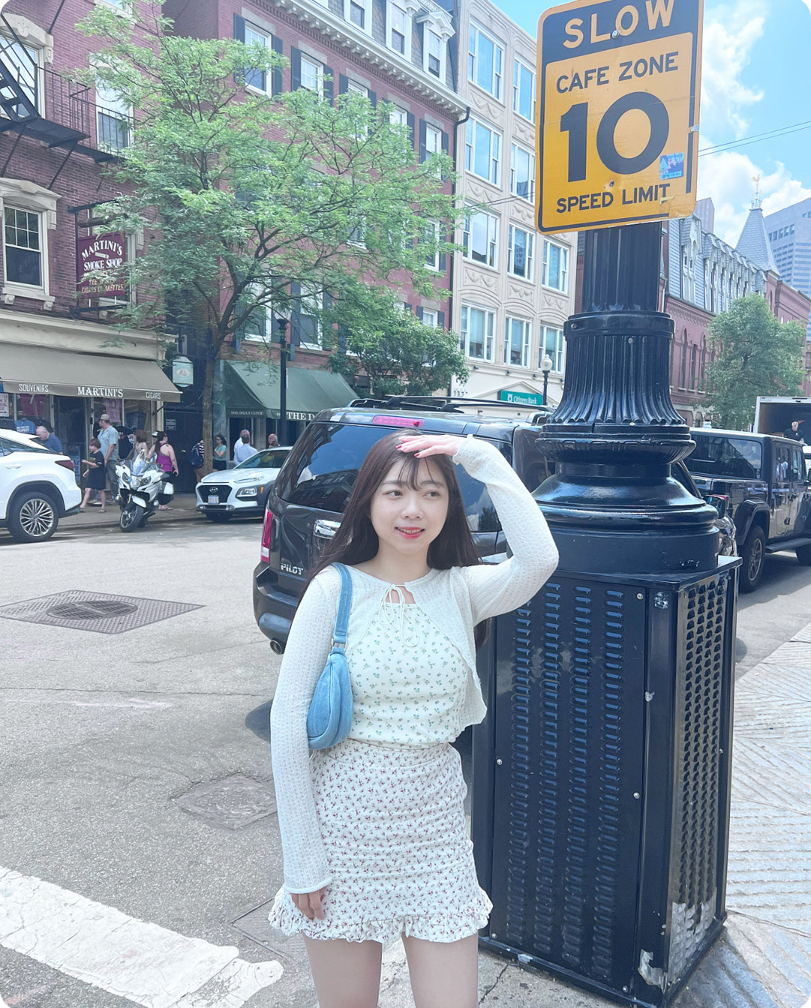 【小清新碎花紋.ᐟ.ᐟ | 𝗛𝗞𝗱 𝟭𝟬𝟵 ﻿區】小碎花背心