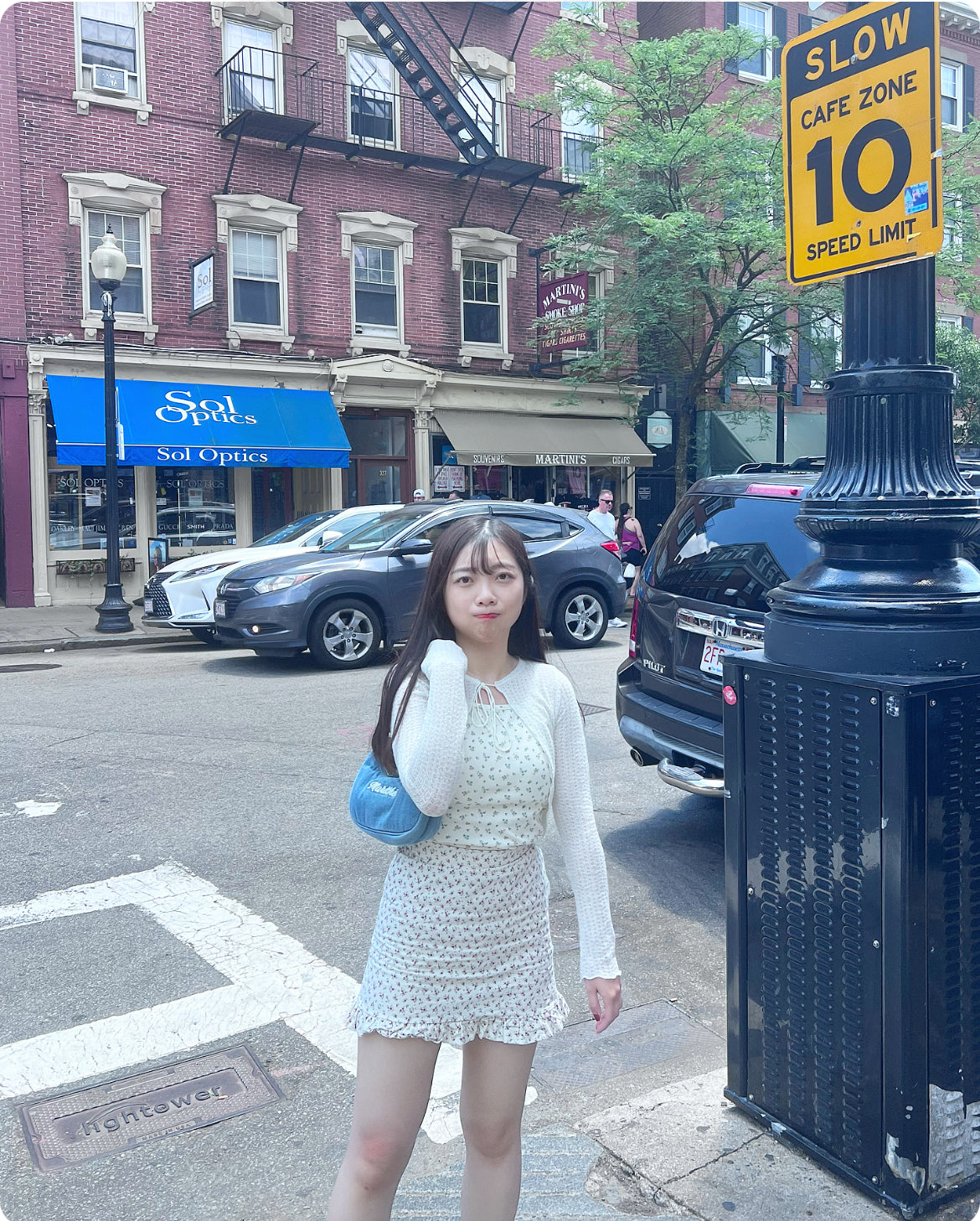 【小清新碎花紋.ᐟ.ᐟ | 𝗛𝗞𝗱 𝟭𝟬𝟵 ﻿區】小碎花背心