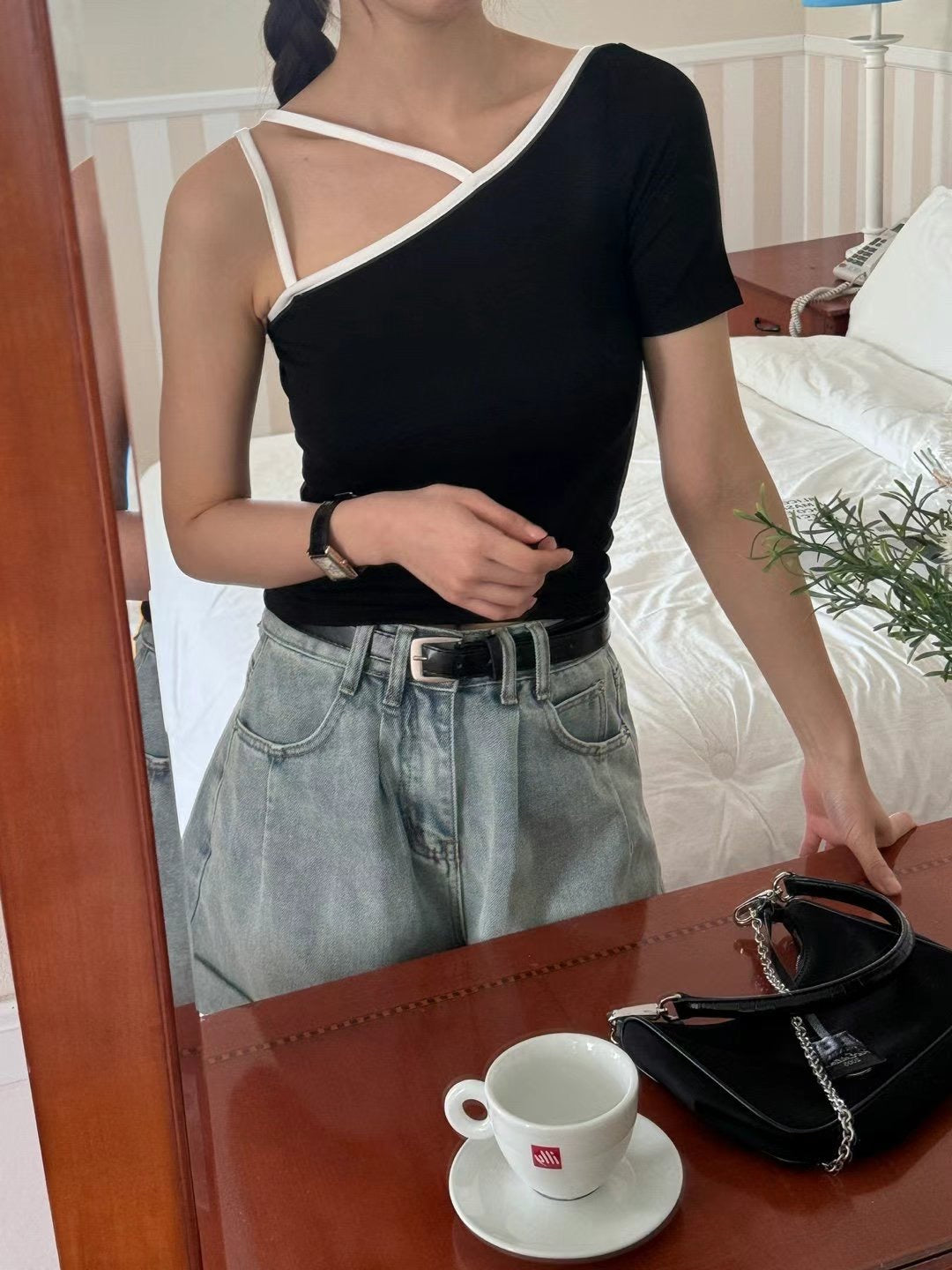 【⊱  ۫ ׅ ✧𝗛𝗞𝗱 𝟭𝟬𝟵 自動露肩ּ ֶָᡣ𐭩ᡣ𐭩】𝗣𝗹𝗮𝗶𝗻 𝗞𝗶𝘀𝘀 𝗧𝗼𝗽