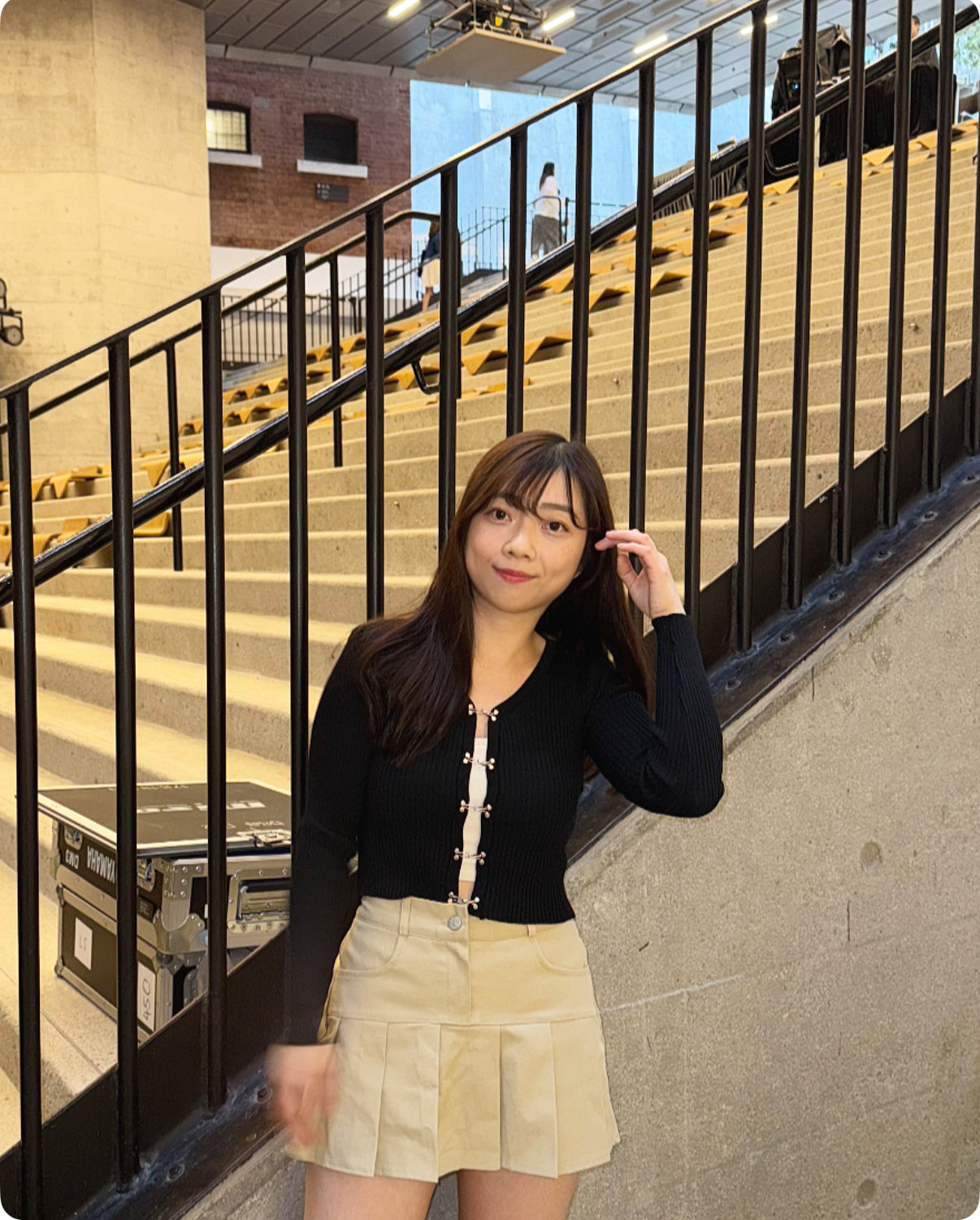 【𓏸♡𓏸 特別金扣扣 超彈性進場 ！𓏸♡𓏸 當外套🆗 】 𝗖𝗿𝘂𝘀𝗵 𝗚𝗶𝗿𝗹 𝗧𝗼𝗽