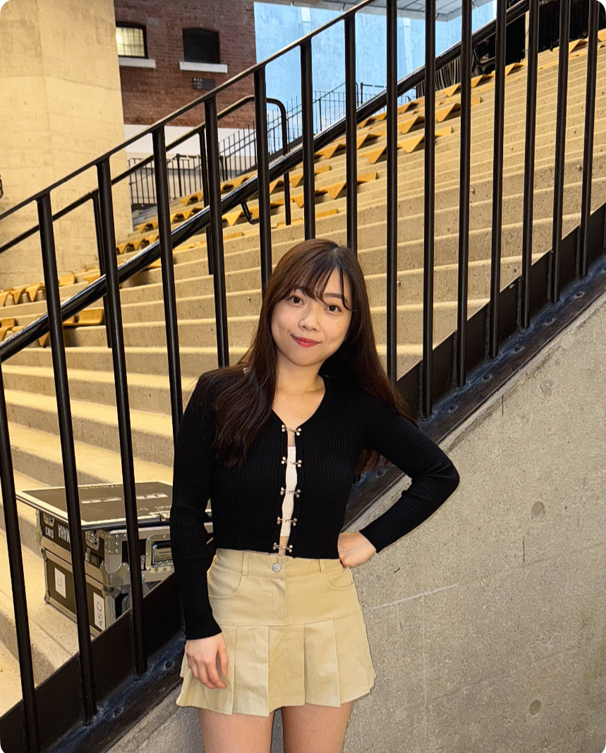 【𓏸♡𓏸 特別金扣扣 超彈性進場 ！𓏸♡𓏸 當外套🆗 】 𝗖𝗿𝘂𝘀𝗵 𝗚𝗶𝗿𝗹 𝗧𝗼𝗽