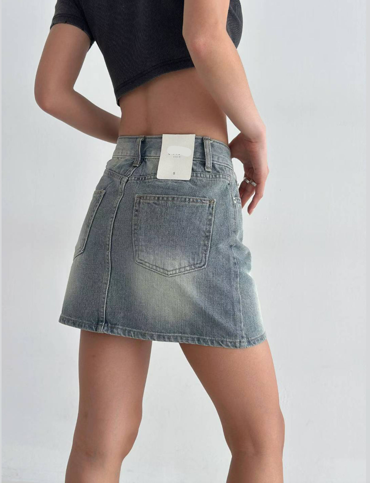 【 入門𝗩𝗲𝗿 ! 超挺身(•̤̀ᵕ•̤́๑)ᵒᵏᵎᵎᵎ修飾效果𝗚𝗘𝗧⚡️】 𝗕𝗹𝘂𝗲 𝗗𝗲𝗻𝗶𝗺 𝗦𝗸𝗶𝗿𝘁 (𝟯 𝗦𝗶𝘇𝗲)