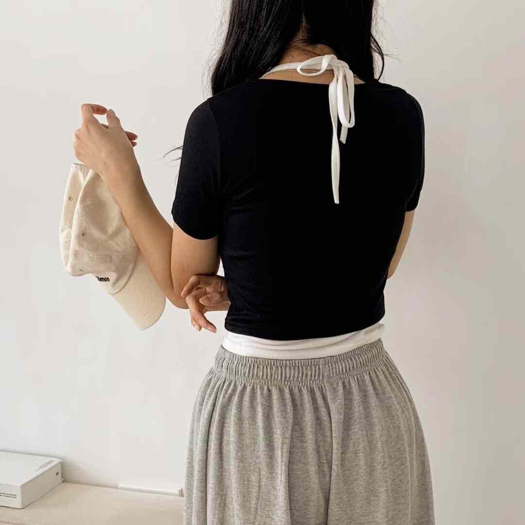 【˜`”°º×鈕扣紋×後綁帶掛頸 ♗♗ 早鳥價  】𝗟𝗶𝘇𝘇𝘆 𝗧𝗼𝗽 𝗦𝗲𝘁