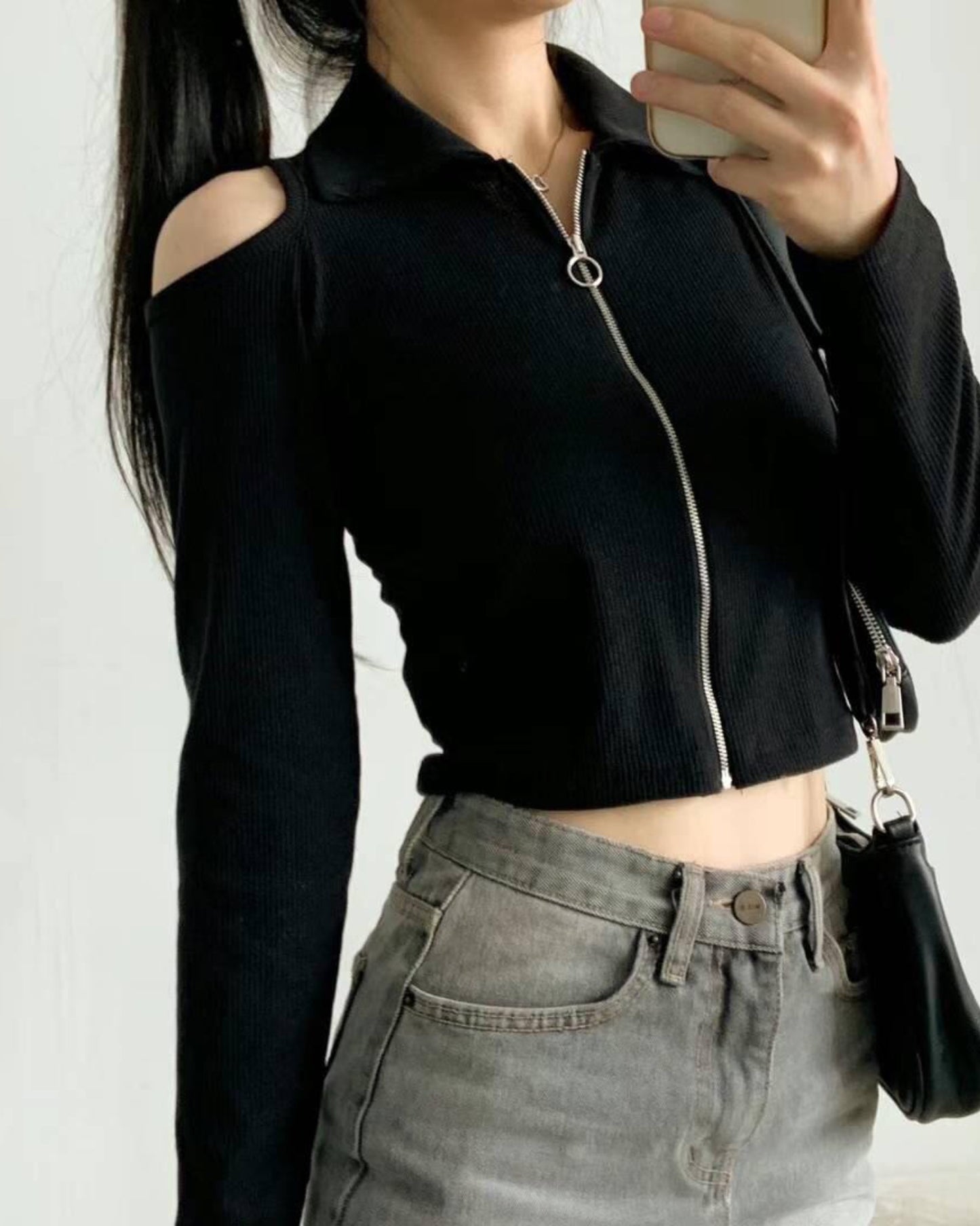 【開領小露肩﻿.ᐟ.ᐟ  】𝗢𝗽𝗲𝗻 𝗖𝗵𝗮𝗶𝗻 𝗧𝗼𝗽