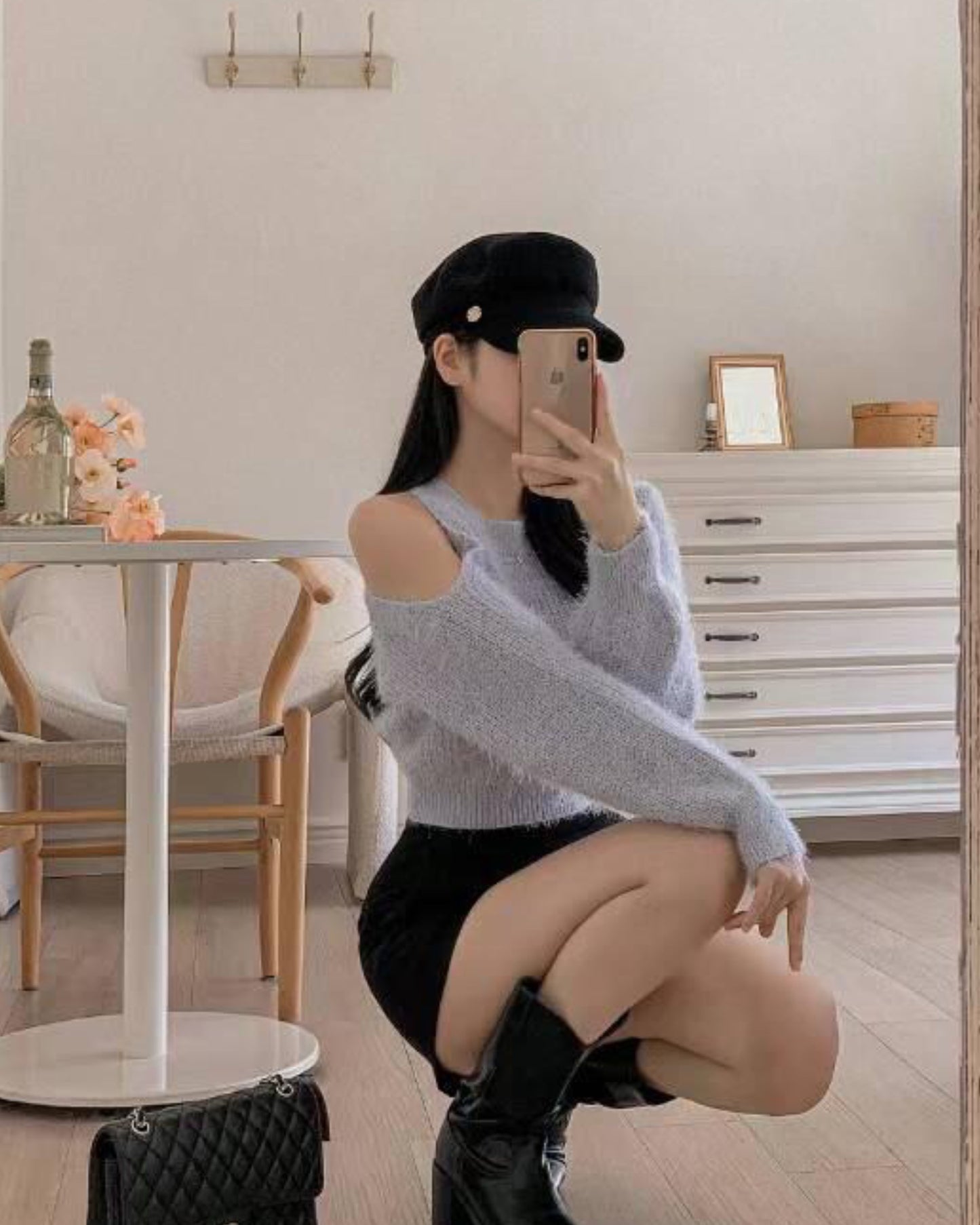 【美爆冰藍色～舒服厚毛毛+斜肩位.ᐟ.ᐟ】𝗙𝘂𝘇𝘇𝘆 𝗠𝗼𝗺𝗼 𝗧𝗼𝗽