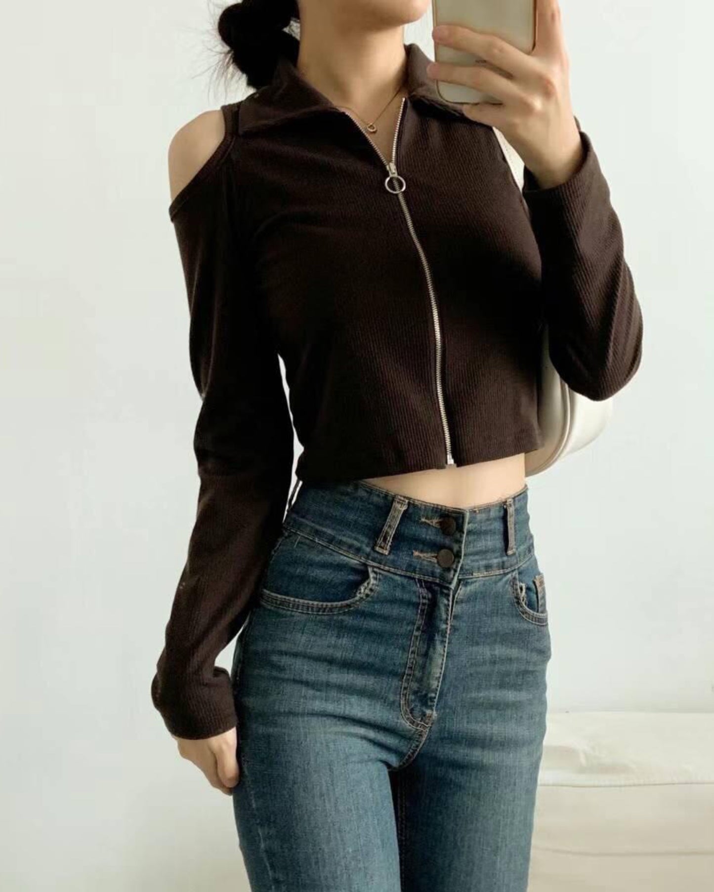 【開領小露肩﻿.ᐟ.ᐟ  】𝗢𝗽𝗲𝗻 𝗖𝗵𝗮𝗶𝗻 𝗧𝗼𝗽