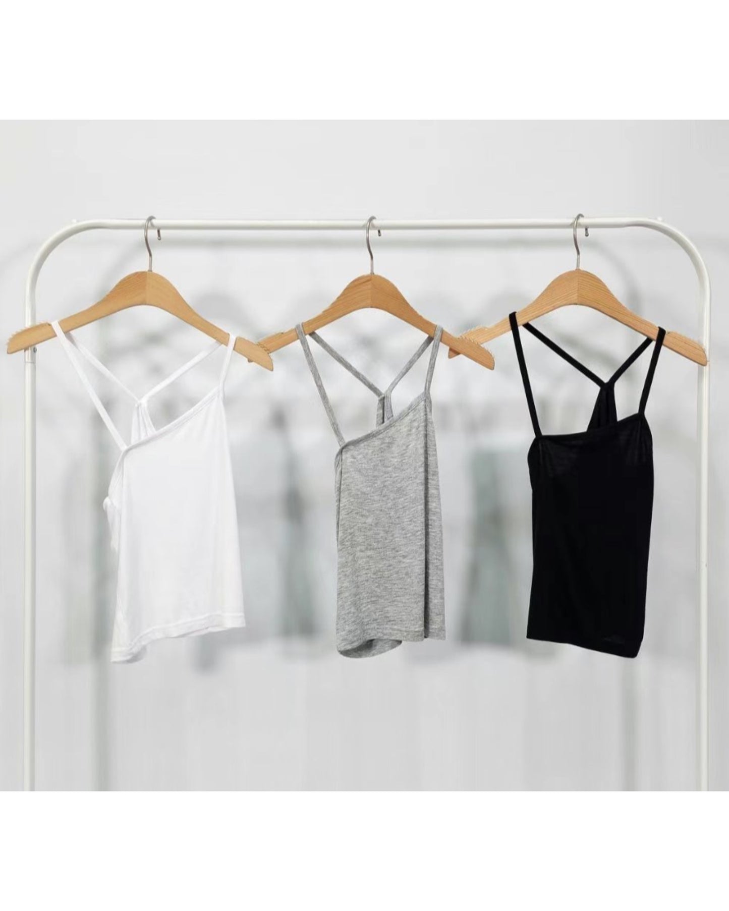 【 𝗛𝗞𝗱 𝟵𝟵 ﻿~靚靚掛頸𝗗𝗲𝘁𝗮𝗶𝗹 ٩(๑❛ᴗ❛๑)۶】小掛頸背心