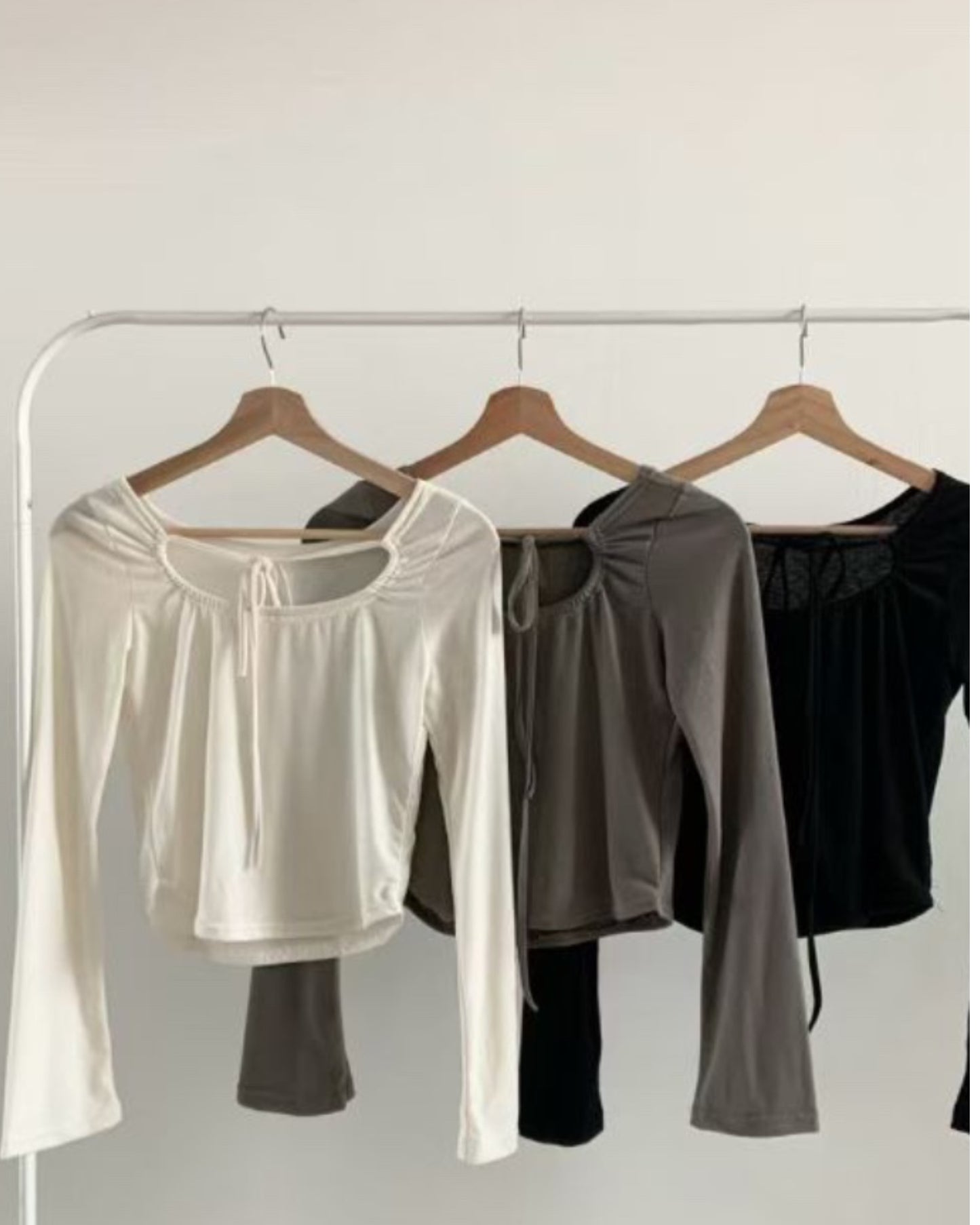 【 👓 $ 𝟵𝟵 𝗢𝗡𝗟𝗬 前後綁帶の輕盈感 】𝗗𝗼𝘂𝗯𝗹𝗲 𝗧𝗶𝗲 𝗧𝗼𝗽