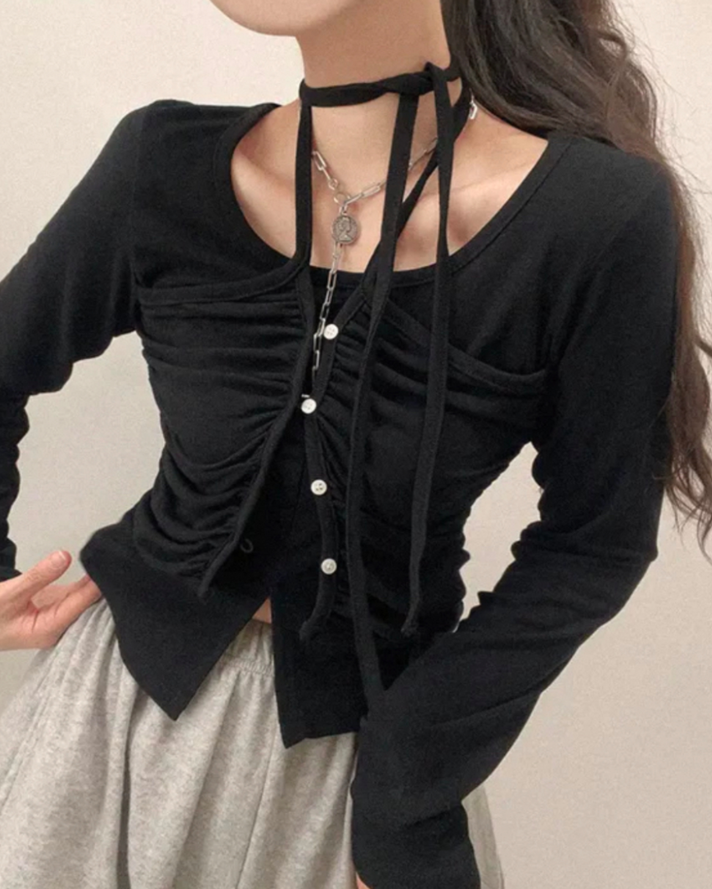 【早鳥！ | 爆鈕綁帶～滿滿細節感 ！型格𝗚𝗶𝗿𝗹 🤎 】𝗕𝗼𝗺𝗯 𝗜𝘁 𝗧𝗼𝗽