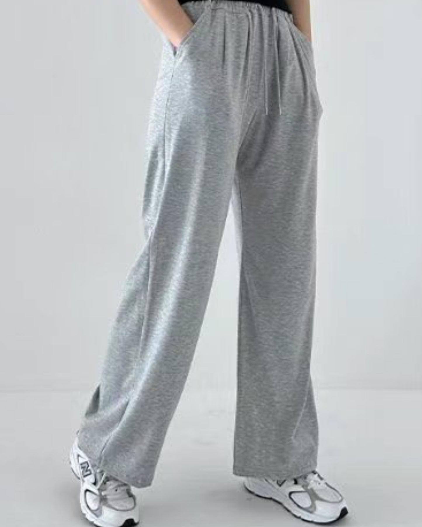 【𝜗ৎ小口袋𝗚𝗘𝗧 𝗖𝗮𝘂𝘀𝗮𝗹 ～淨色～𝗣𝗮𝗻𝘁𝘀🧸ྀི】運動抽繩棉褲