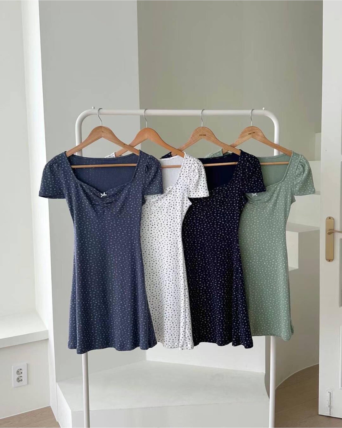 【ゞゞ小清新不透 ！公主感𝗨𝗽𝘂𝗽 ｜歐美X 韓國𝗢𝗻𝗻𝗶風🦋 】𝗜 𝗦𝗪𝗔𝗬 𝗢𝗣𝗦