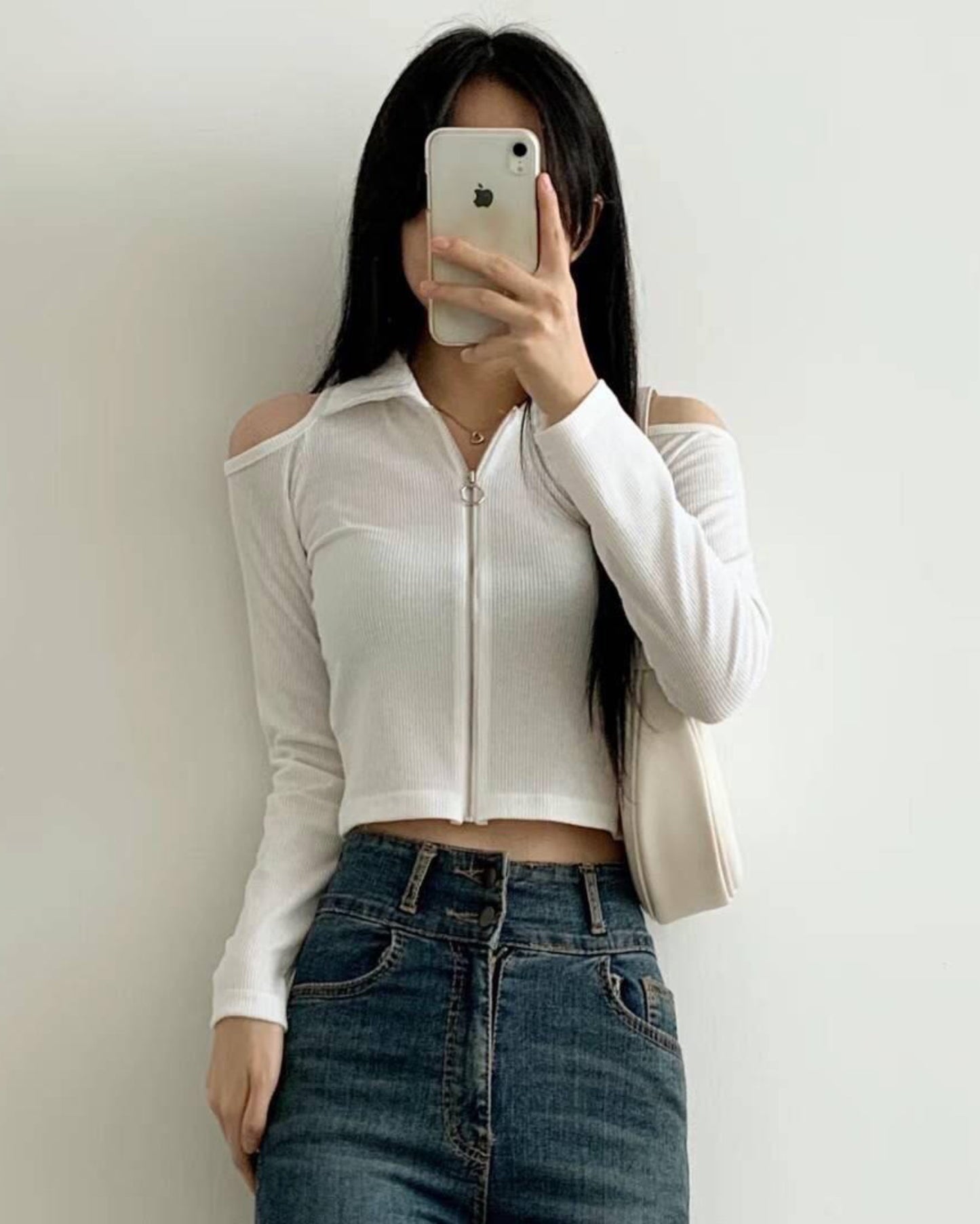 【開領小露肩﻿.ᐟ.ᐟ  】𝗢𝗽𝗲𝗻 𝗖𝗵𝗮𝗶𝗻 𝗧𝗼𝗽