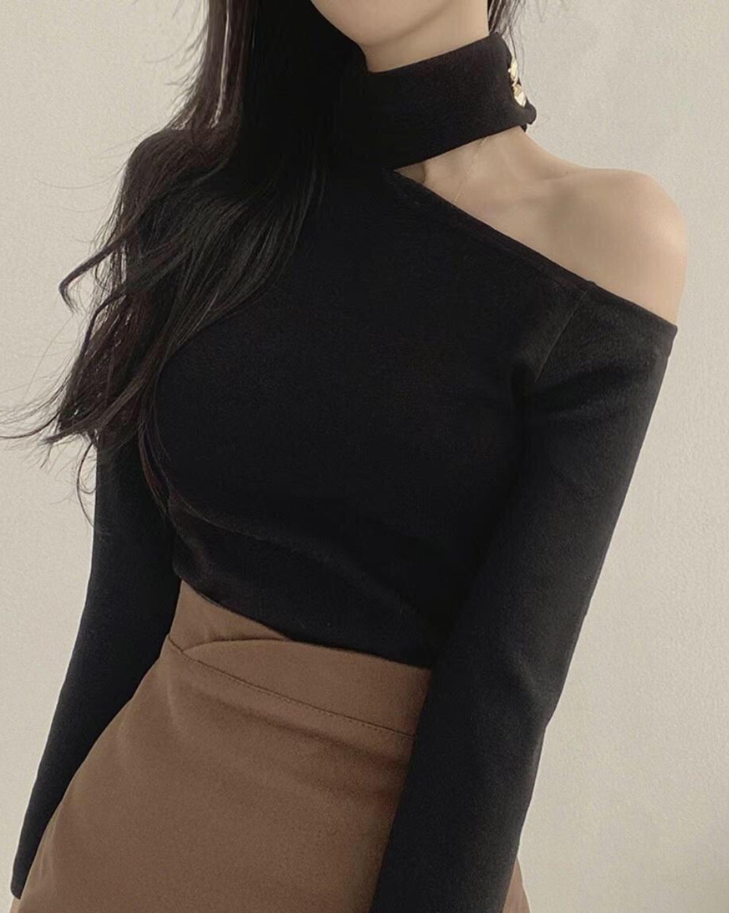 【掛頸款.ᐟ.ᐟ超美小金扣】𝗟𝗶𝘁𝘁𝗹𝗲 𝗦𝗵𝗼𝘂𝗹𝗱𝗲𝗿 𝗧𝗼𝗽